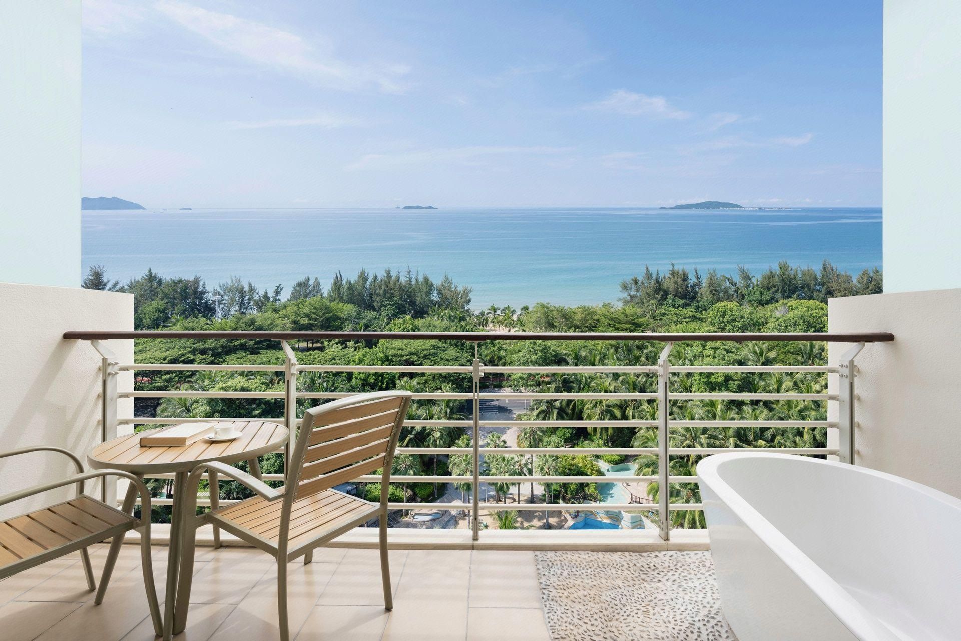Deluxe Twin Room with Sea View