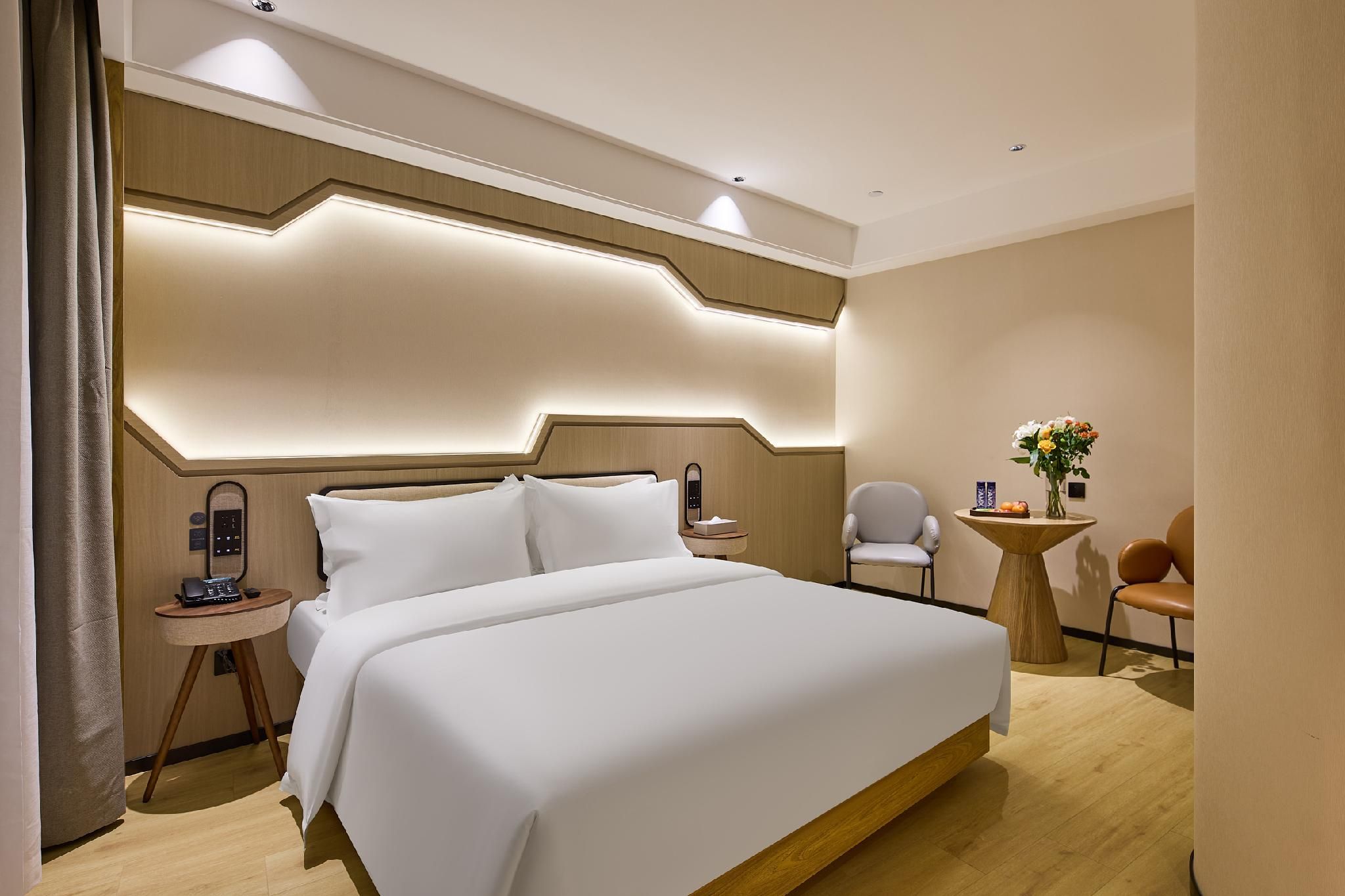 Select Bed Room