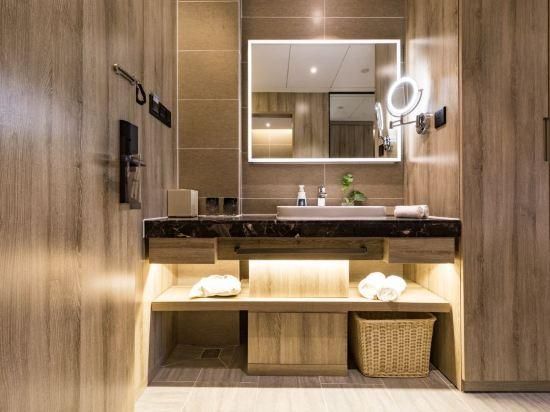Executive room, Guest room, 1 Queen