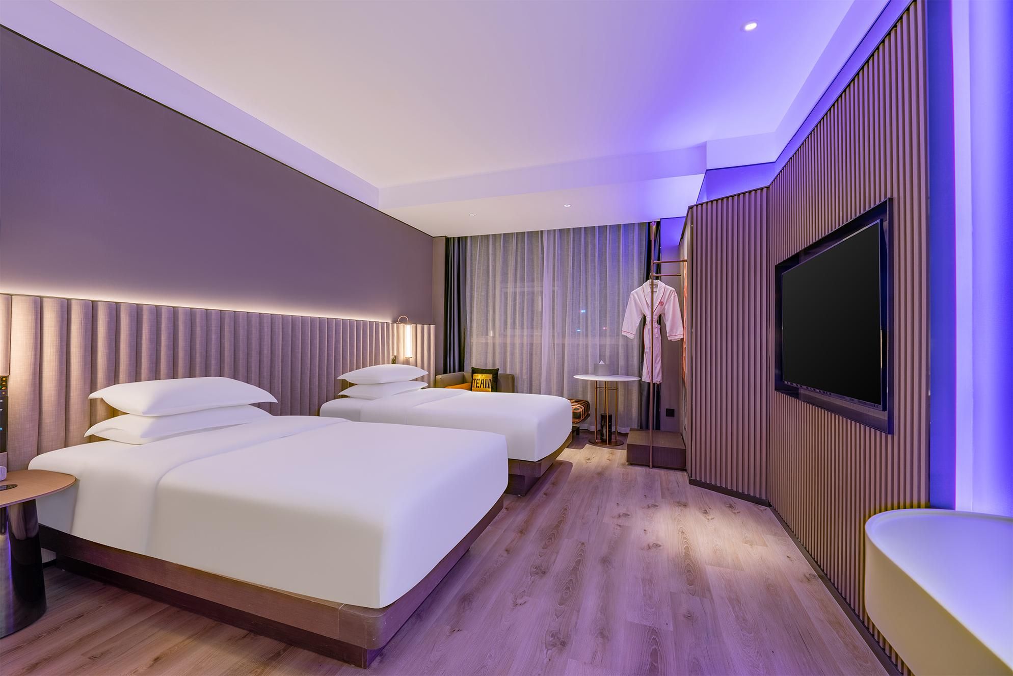2 Bed Twin Superior Room