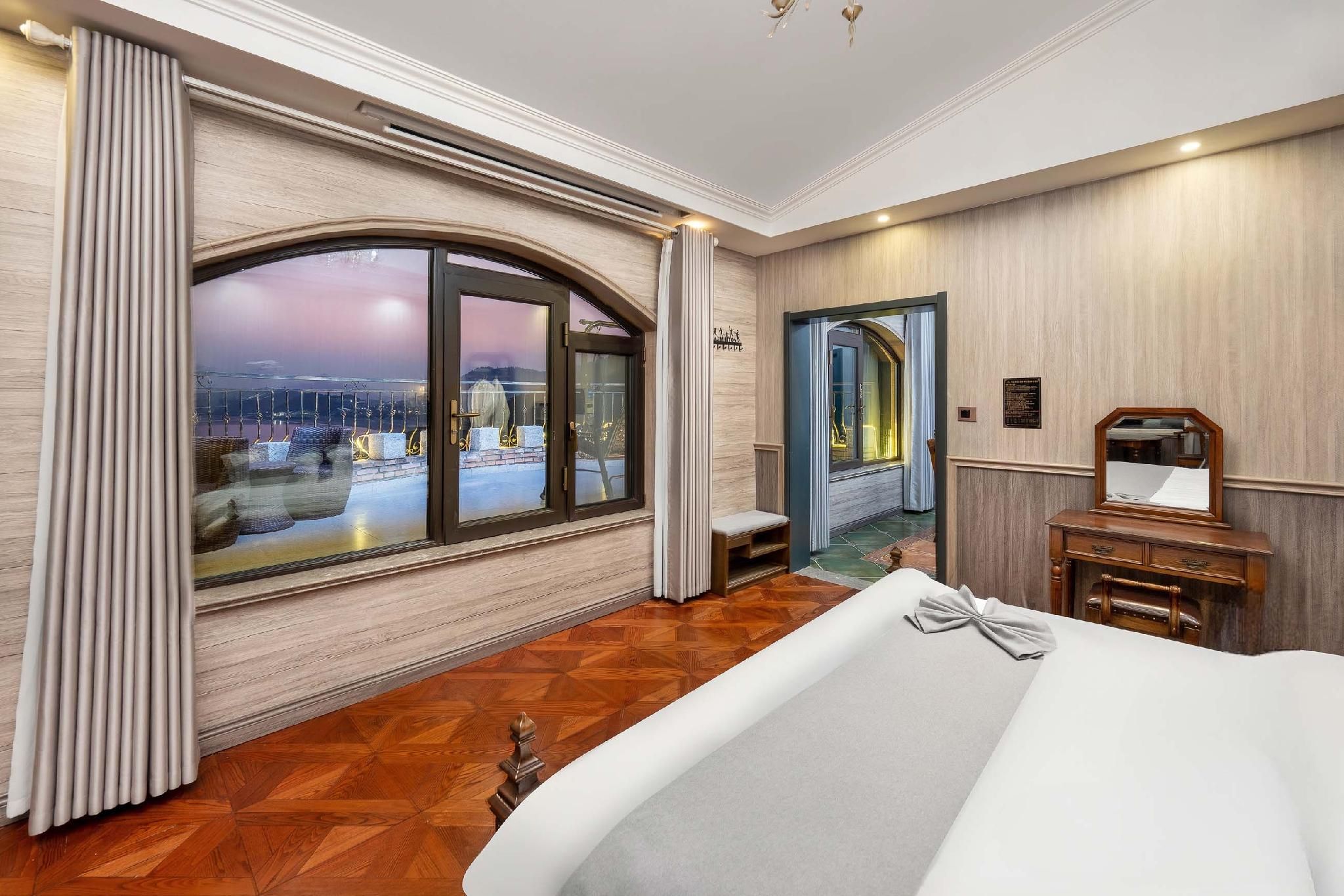 Deluxe Suite Sea View