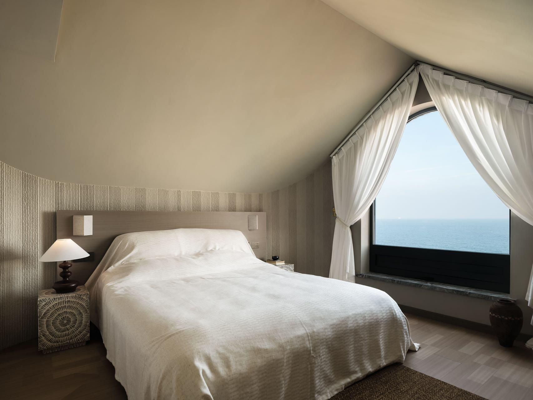 Family Deluxe
