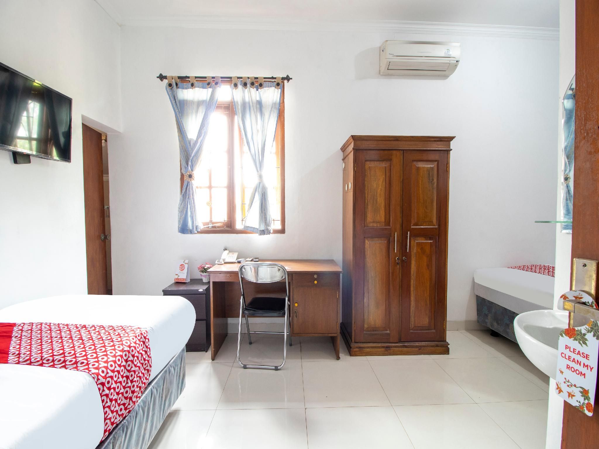 Suite Triple Room