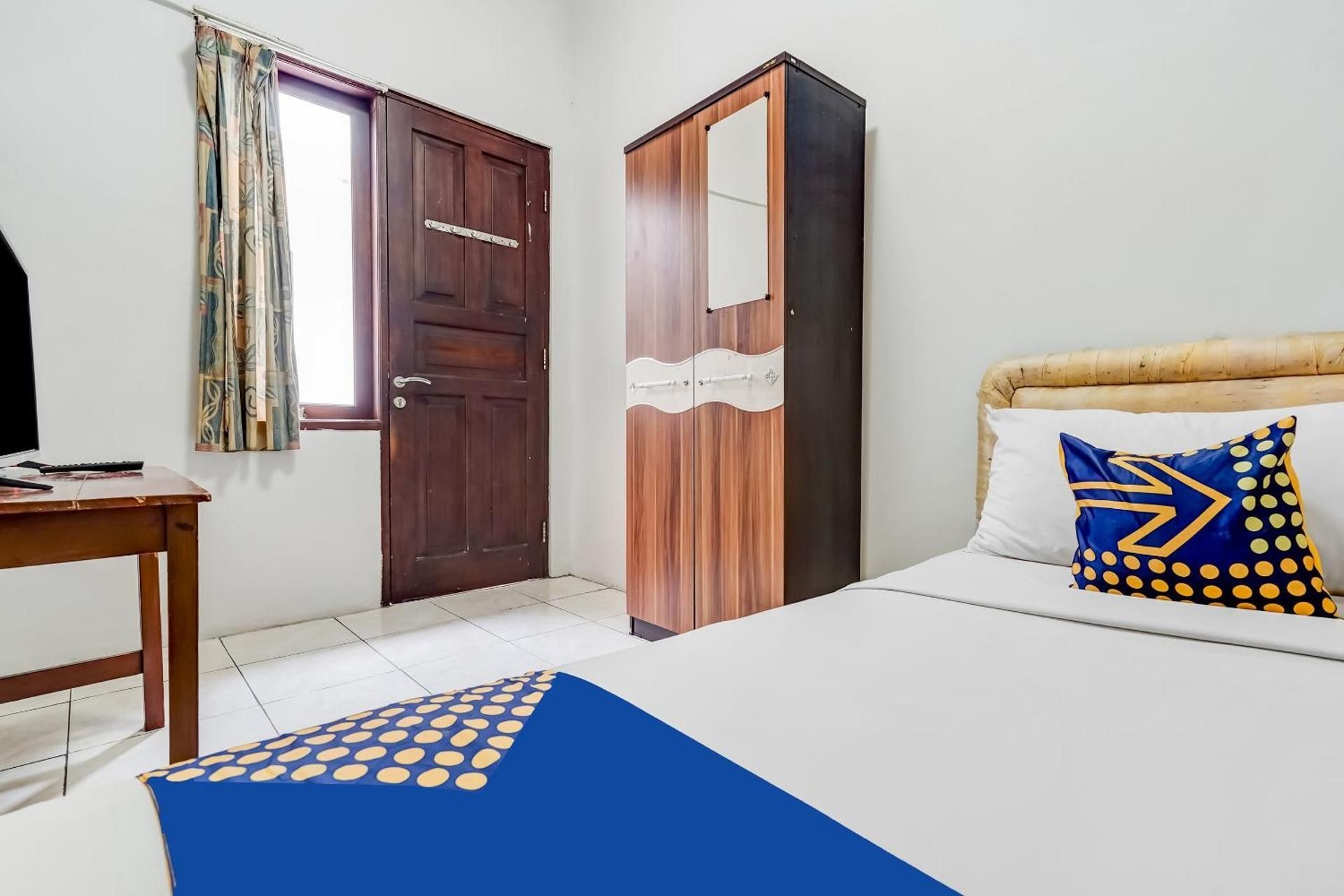 Superior Single Room