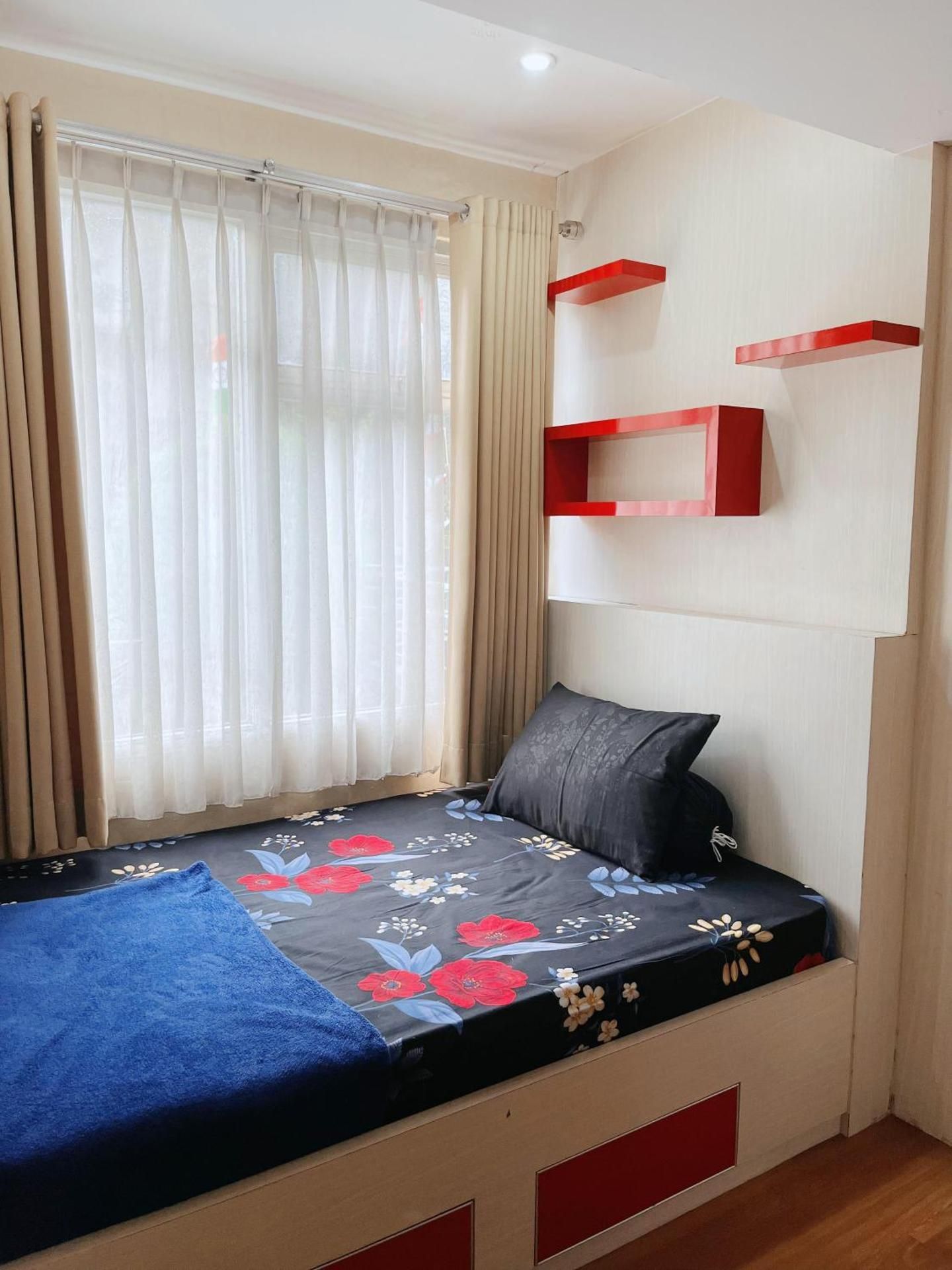 Two-Bedroom Apartment with Balcony