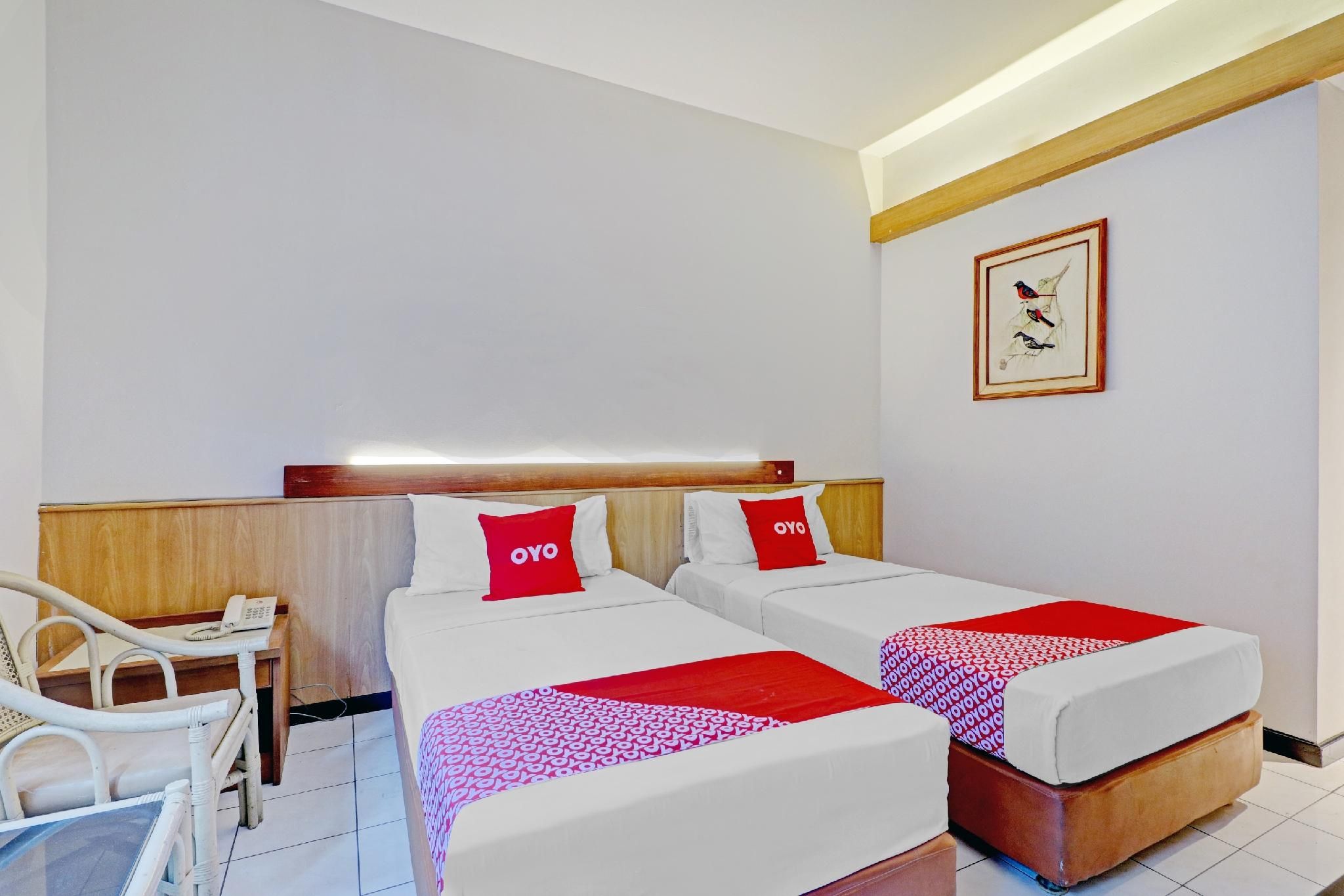 OYO 94726 Asteria Talaga Bodas Suite Twin 2