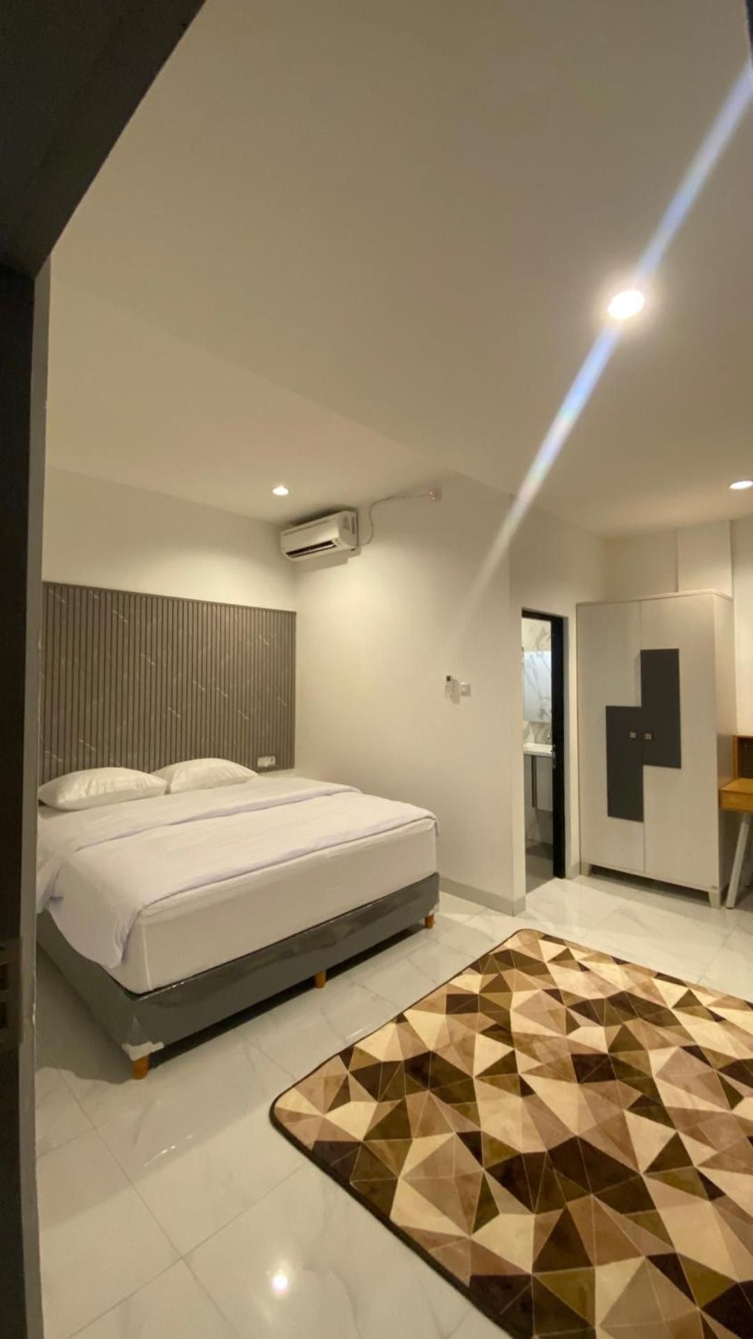 Suite with City View