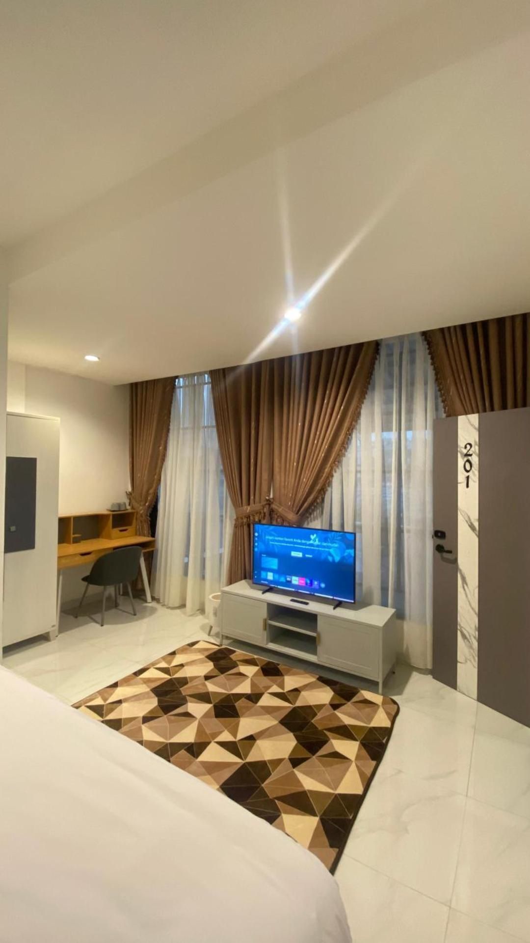 Suite with City View