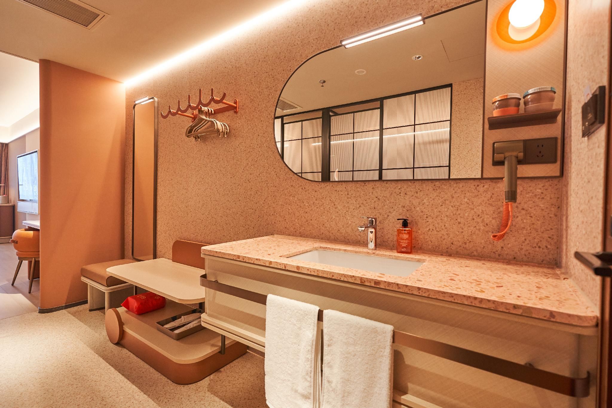 Huazhu - Select Twin Room
