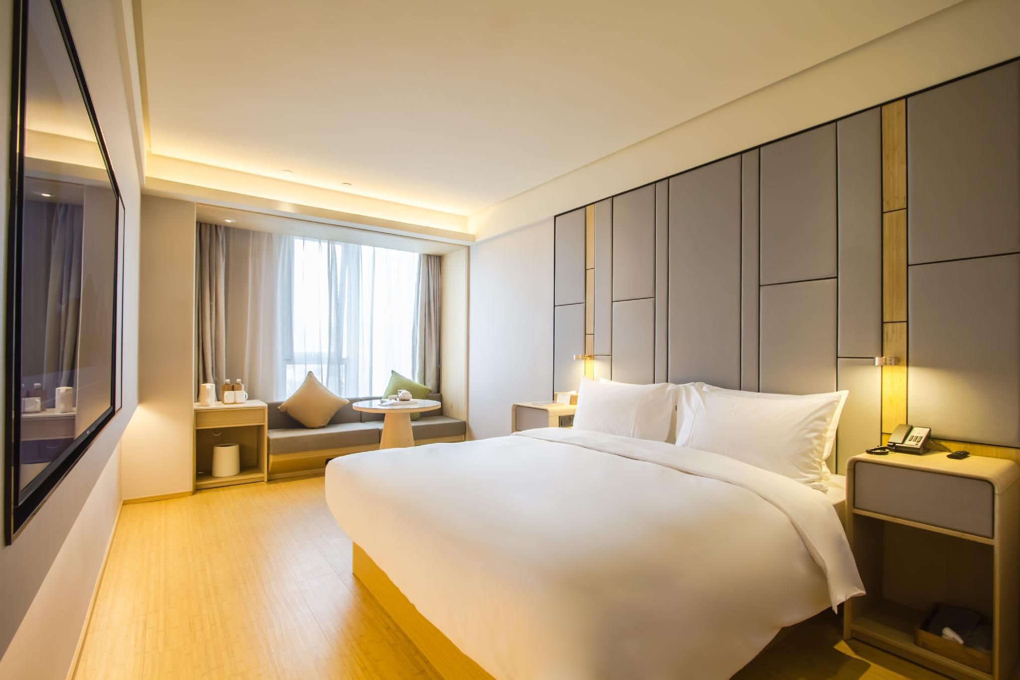 Business Queen Bed Room