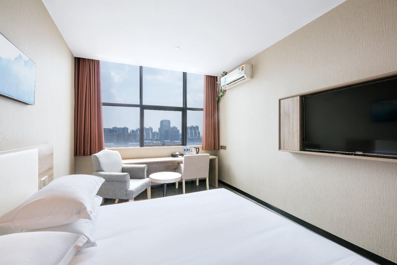 Business Queen Bed Room