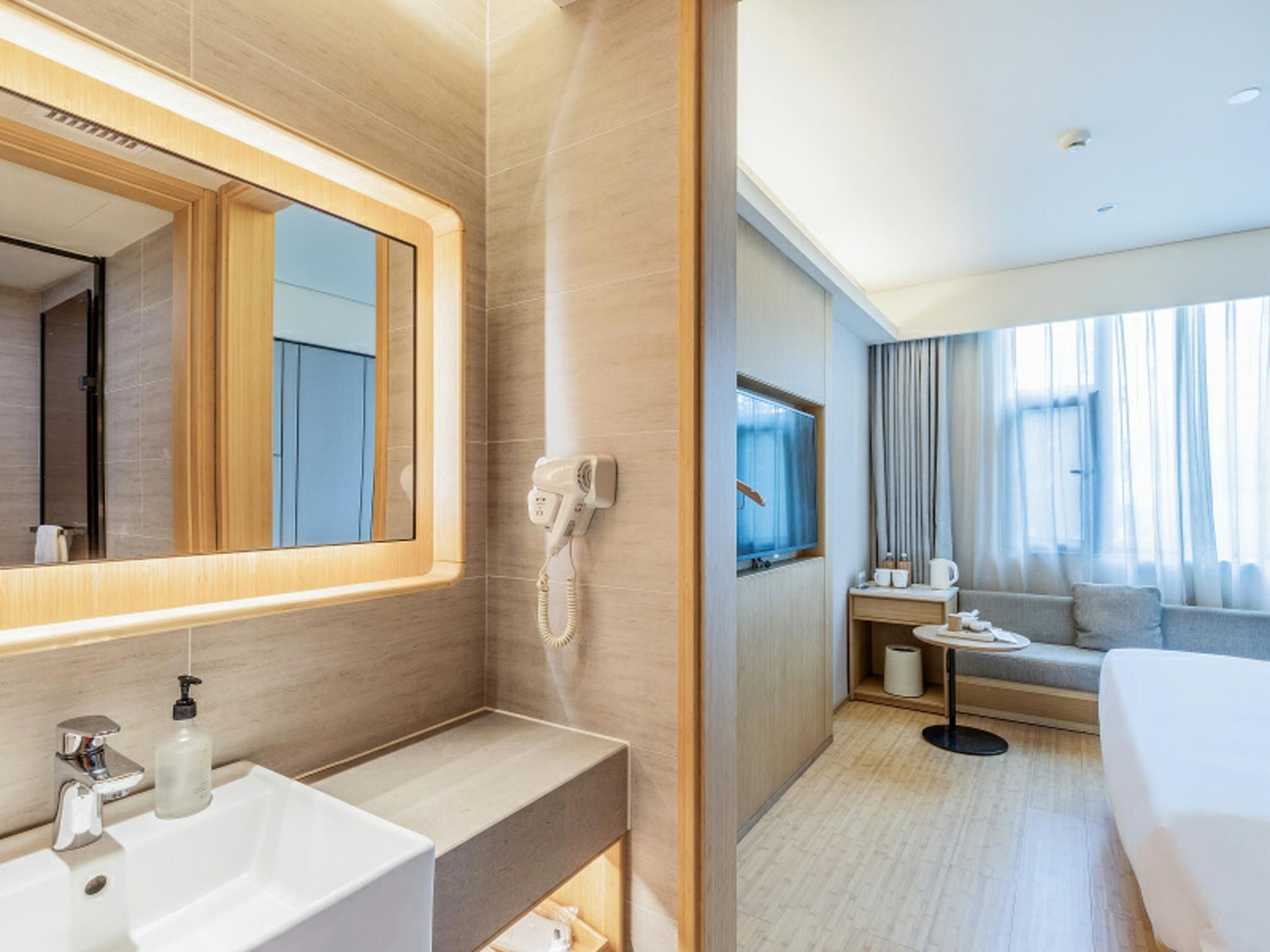Business Queen Bed Room