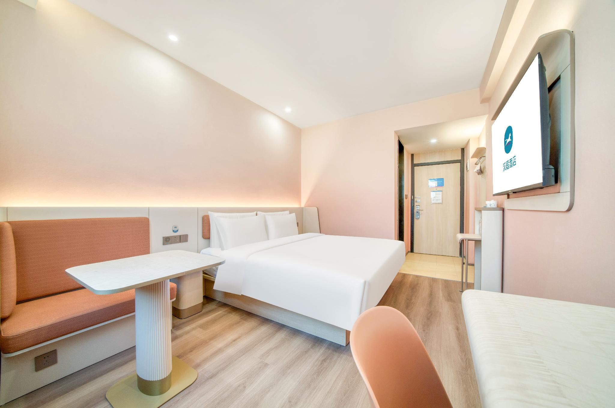 Business Queen Bed Room