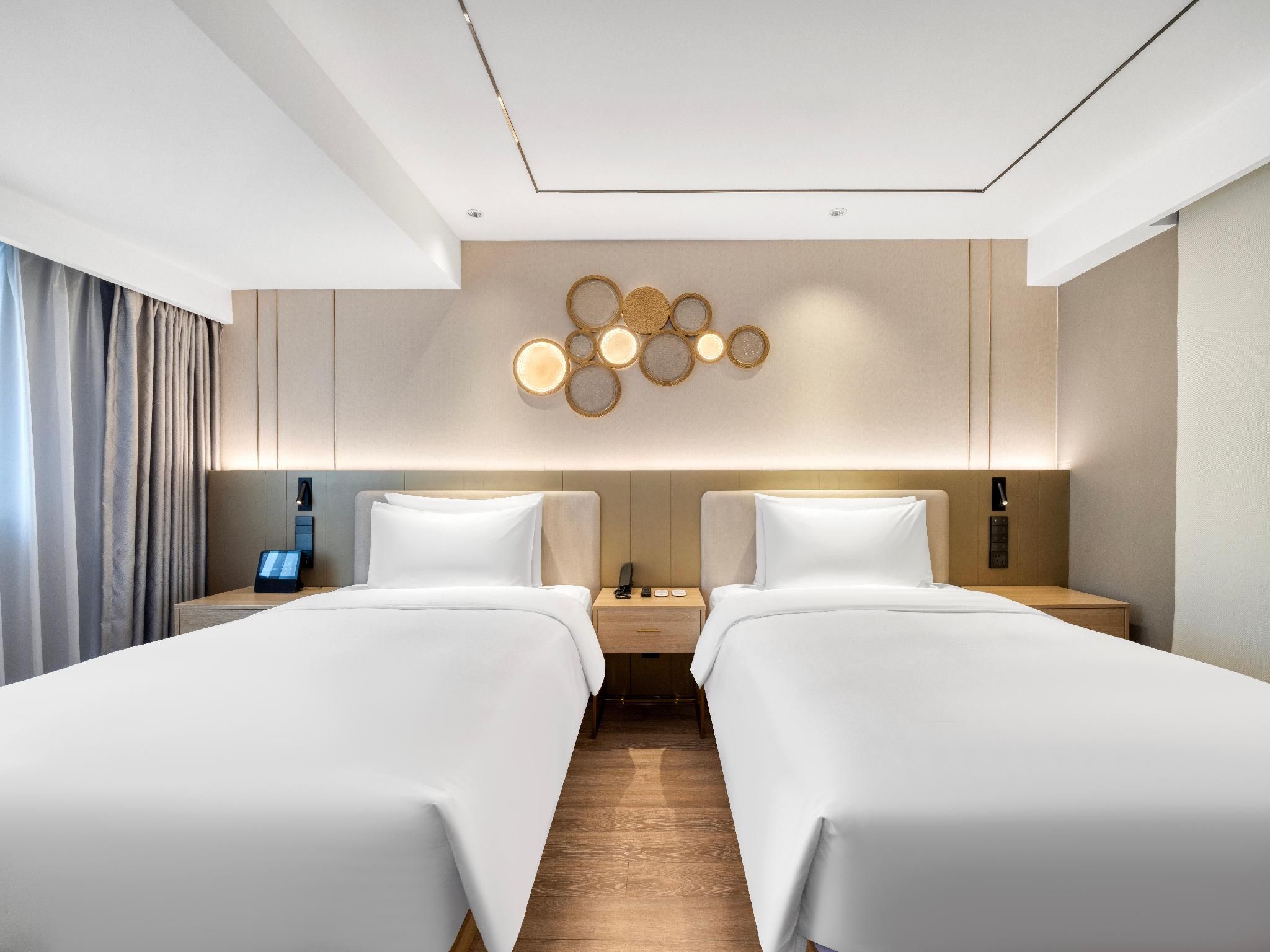 Huazhu - Business Twin Room