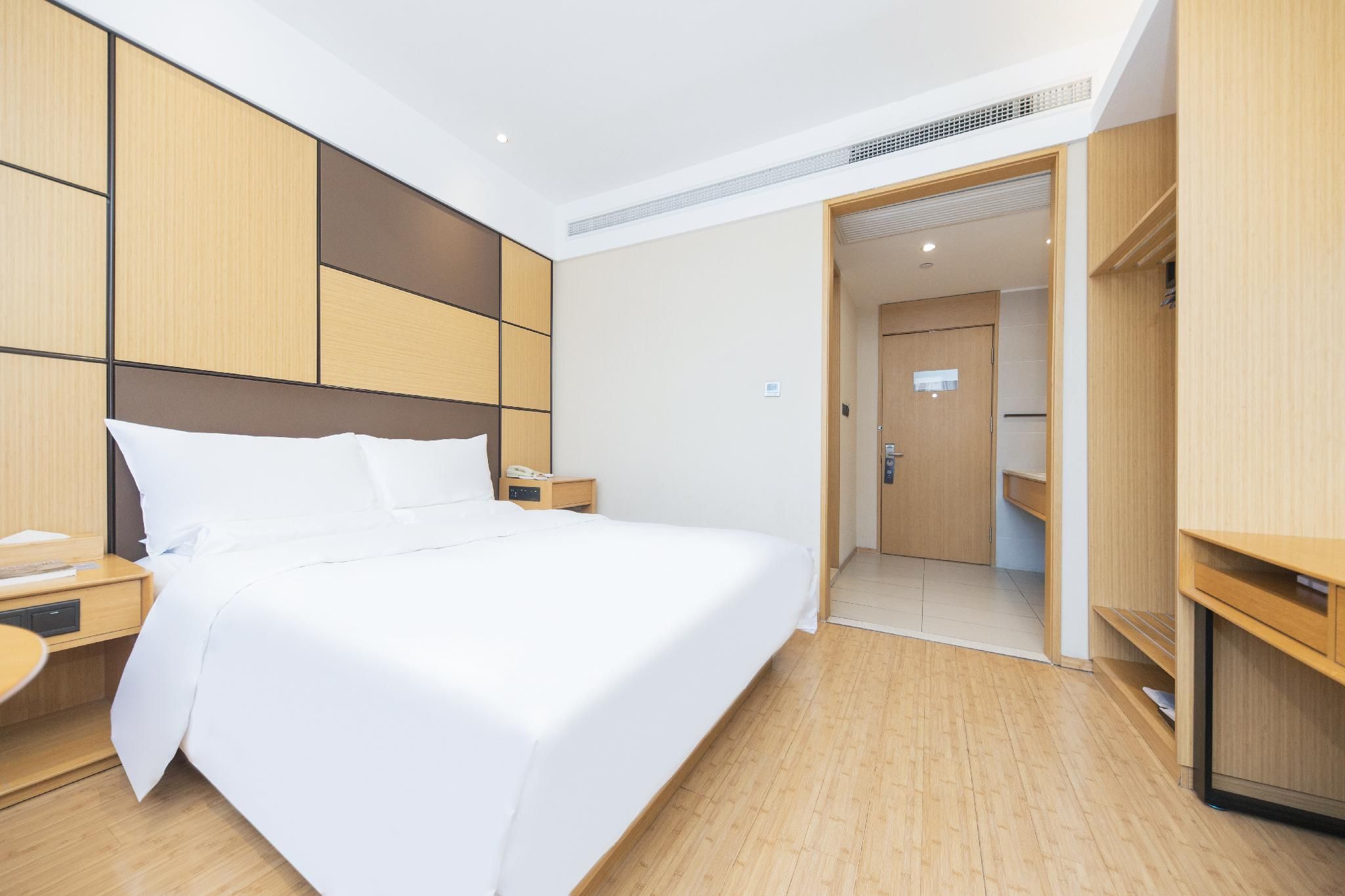 Business Queen Bed Room