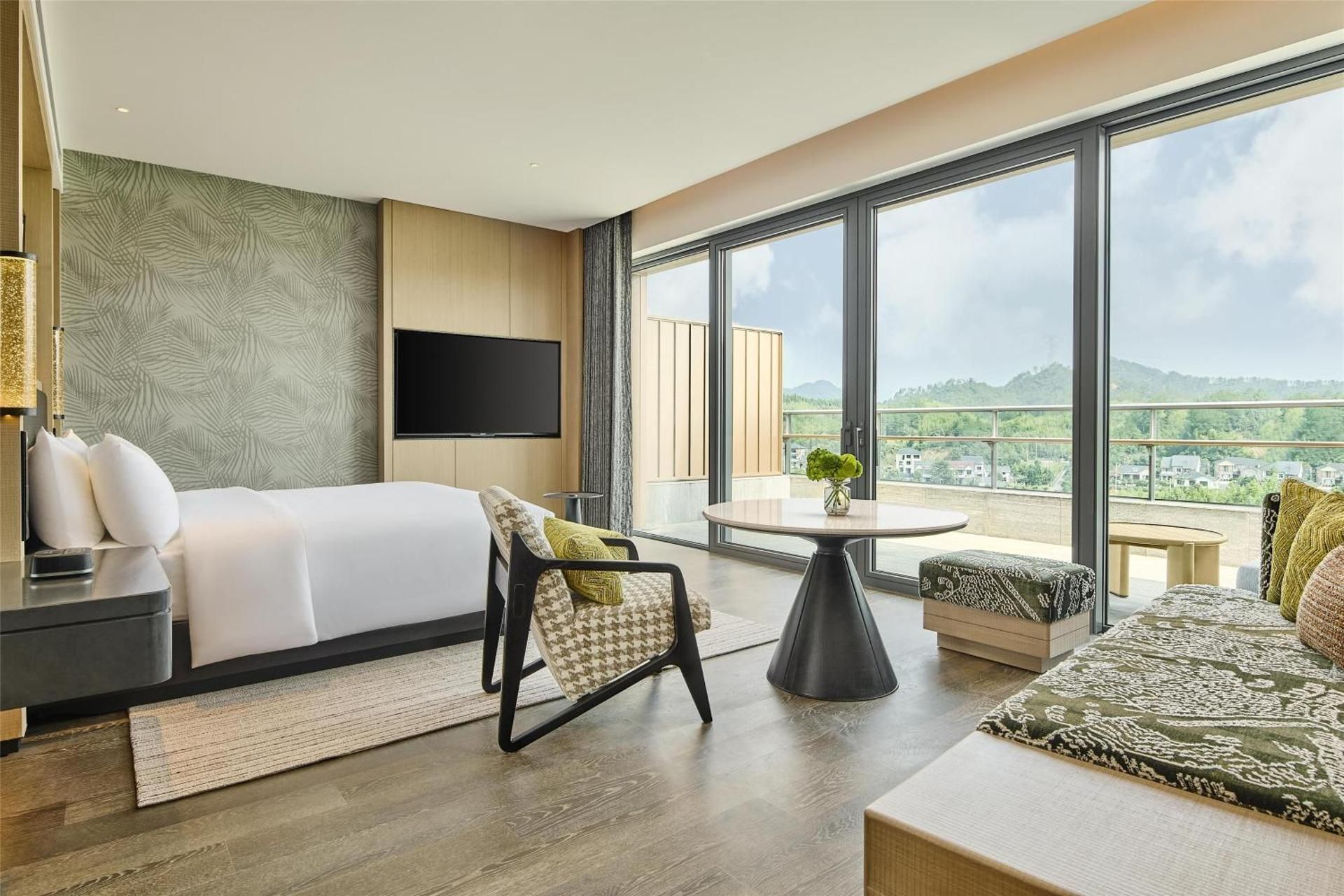 Premium King Room
