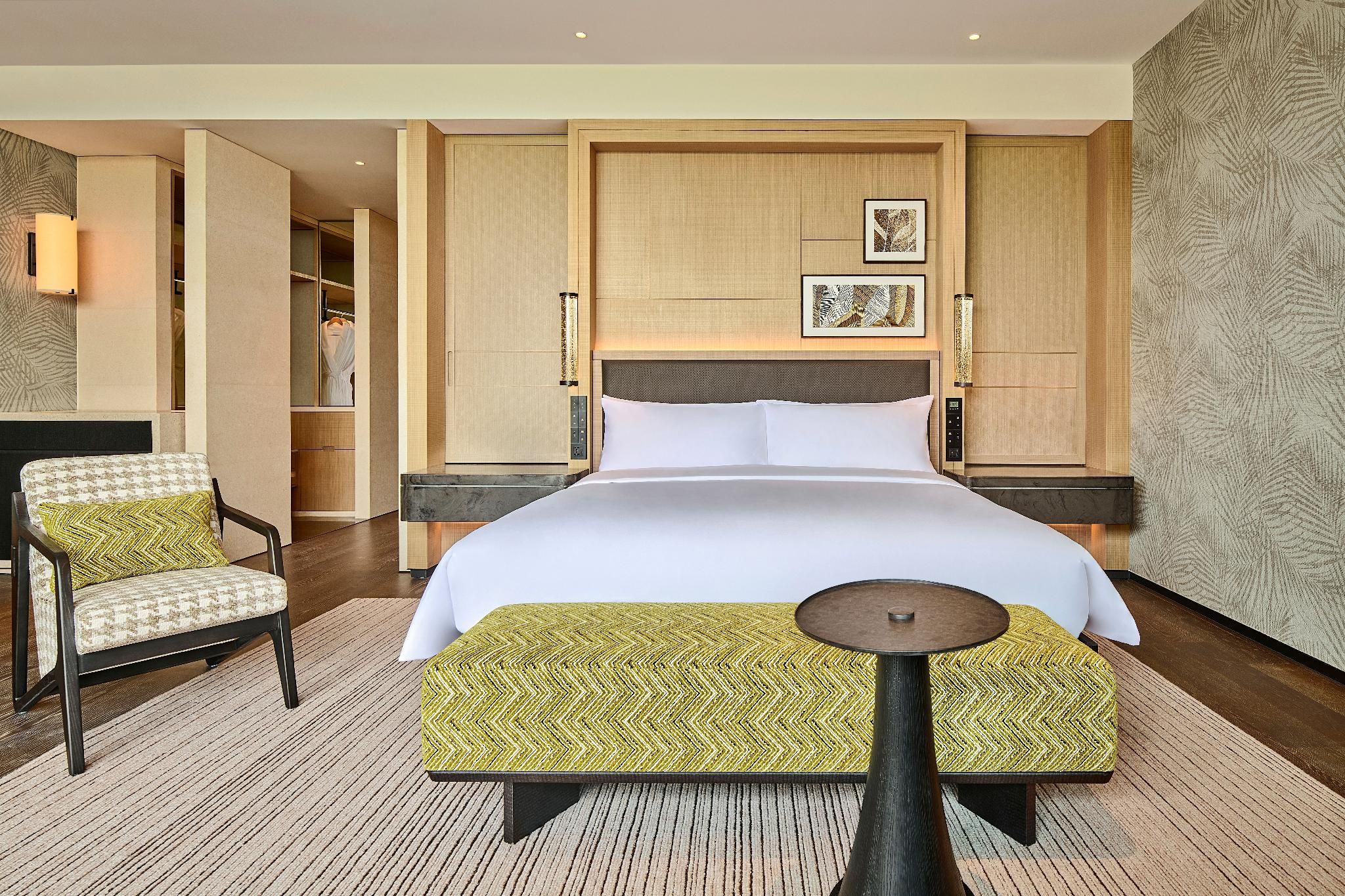 King Premium Room