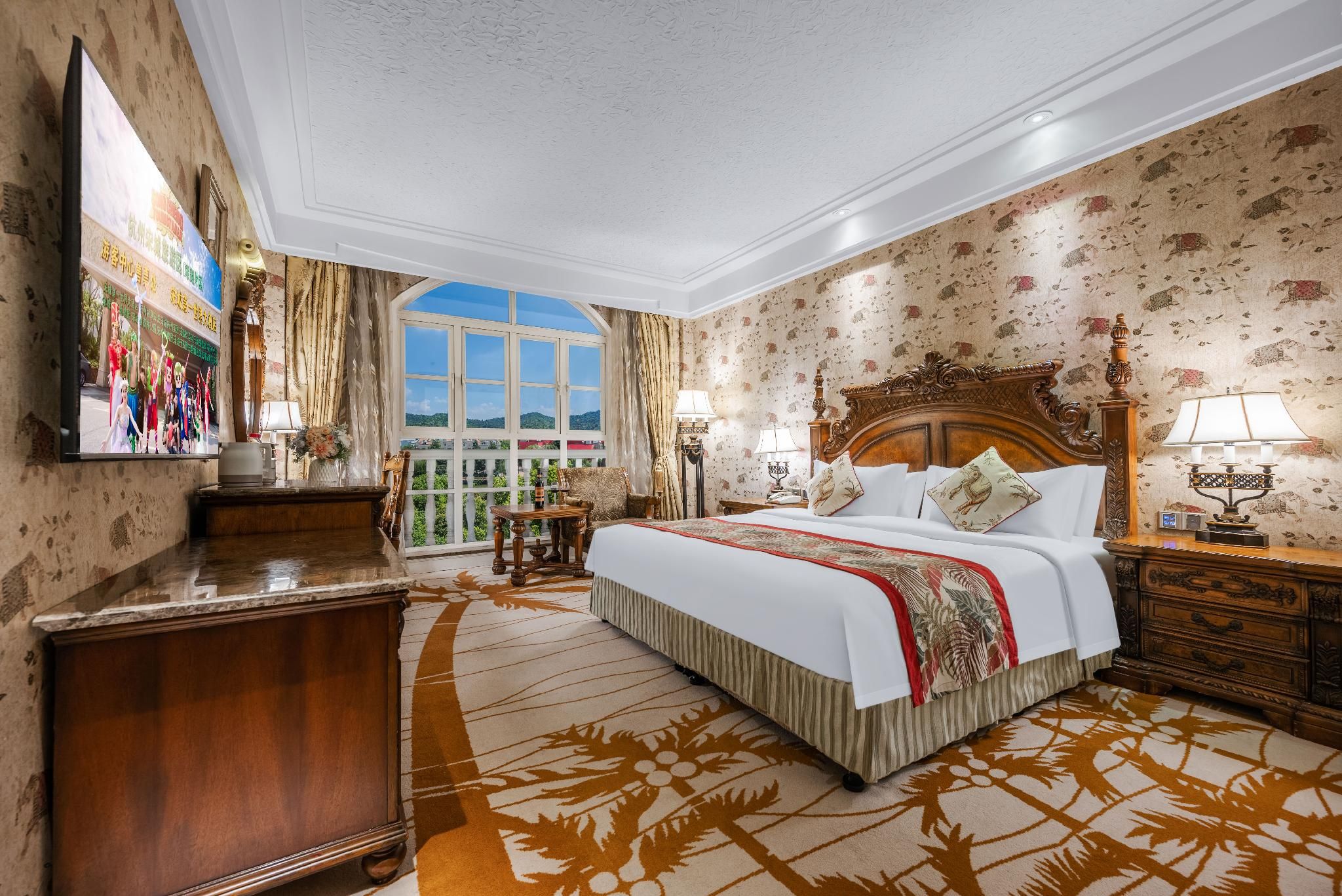 Deluxe Queen Room
