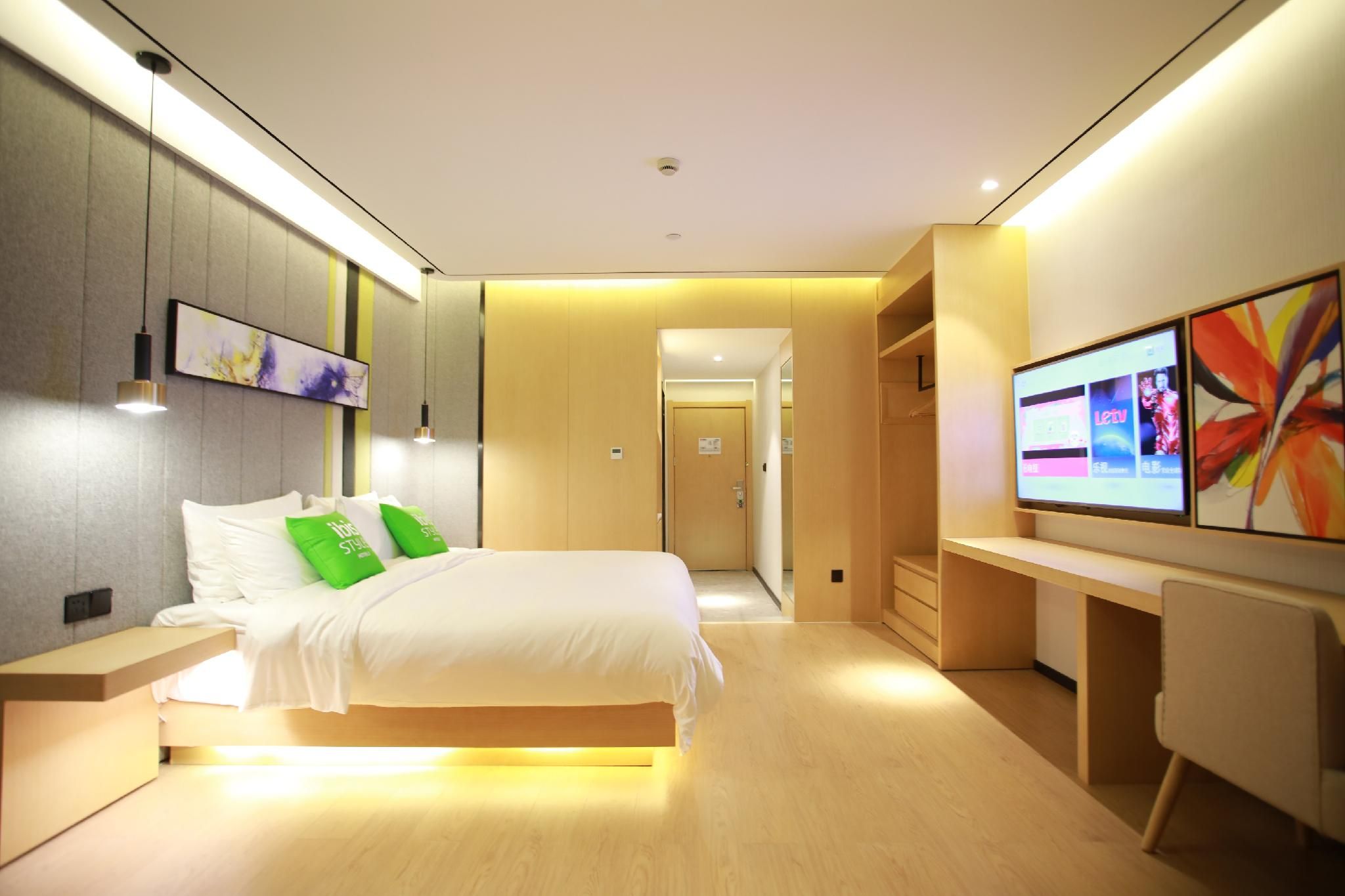 Huazhu - Business Bed Room