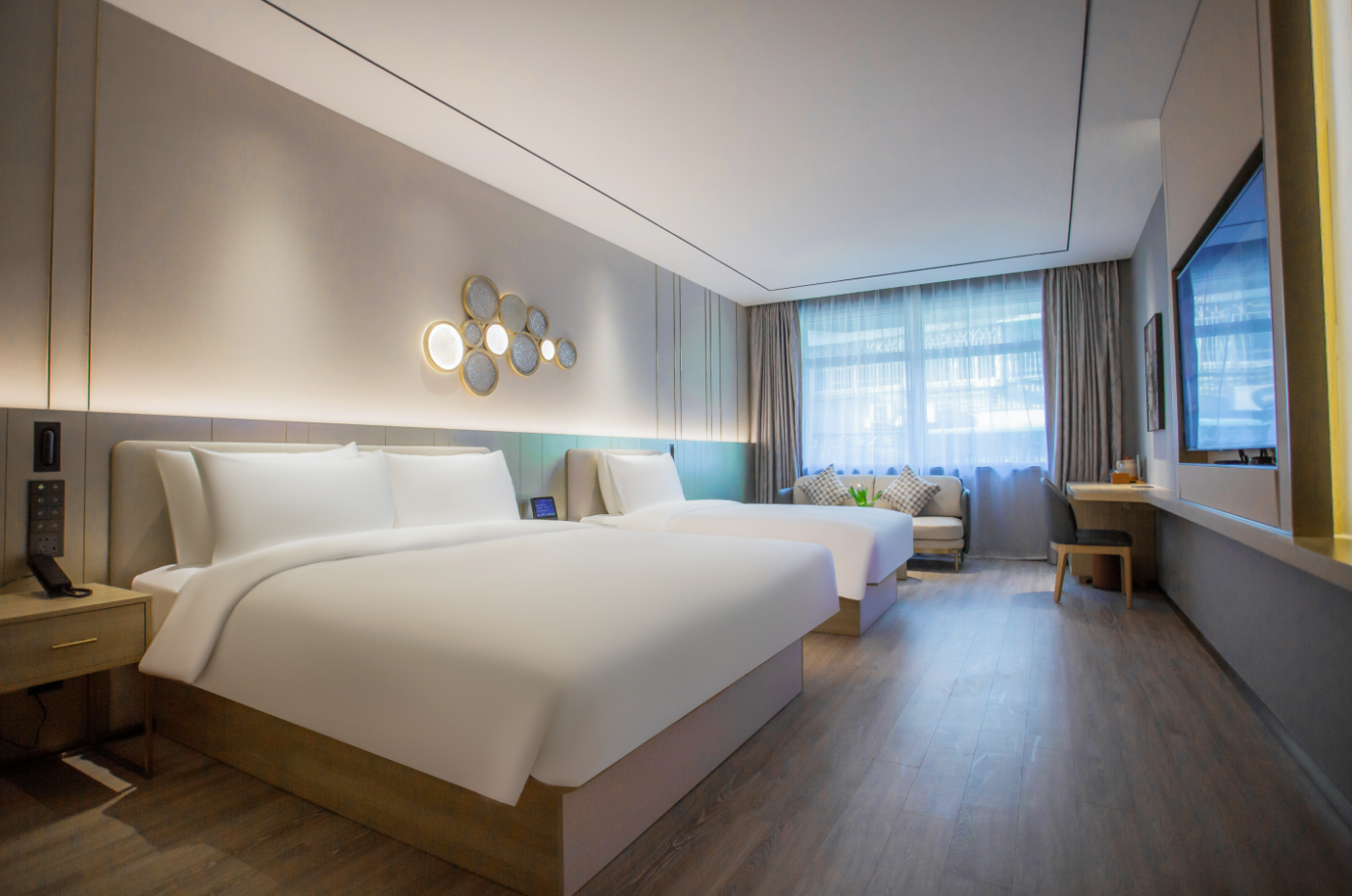 Huazhu - Bonding Room