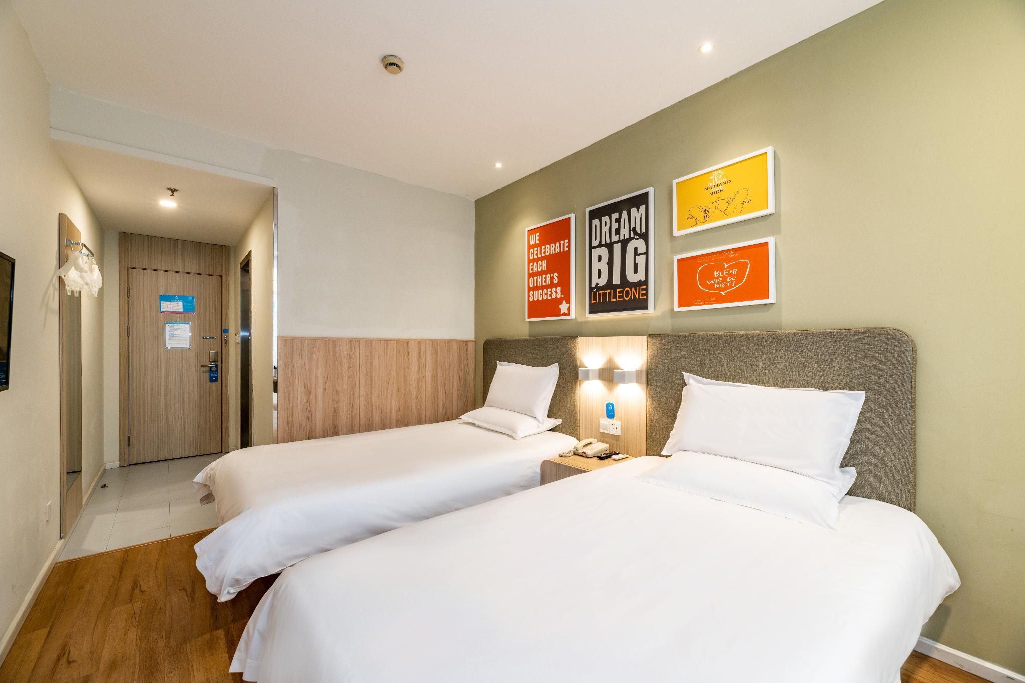 Huazhu - Twin Room