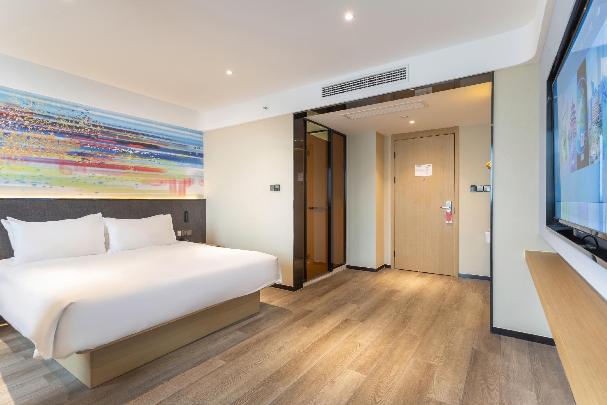 Huazhu - Superior BedRoom
