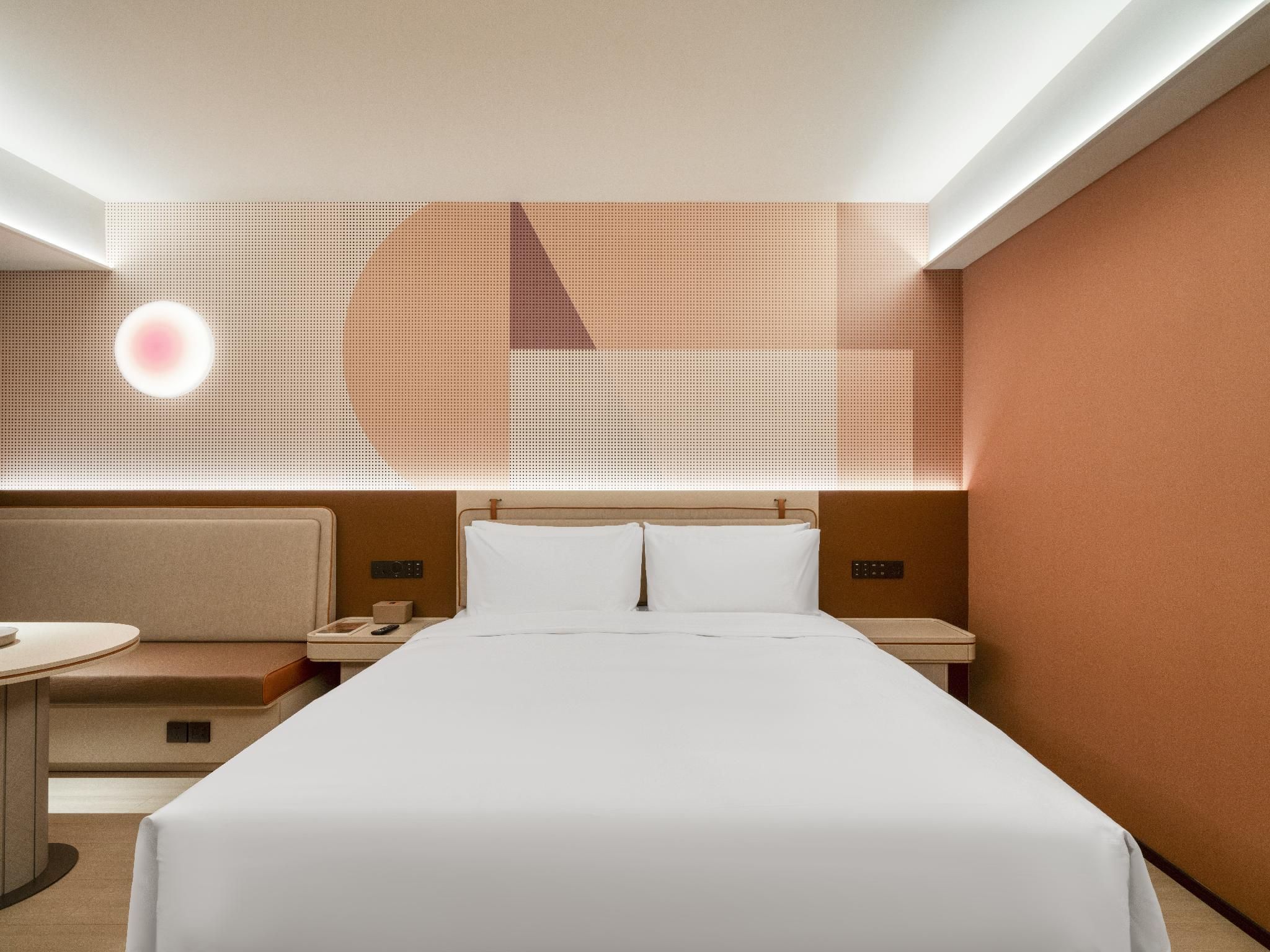 Huazhu - Business Bed Room