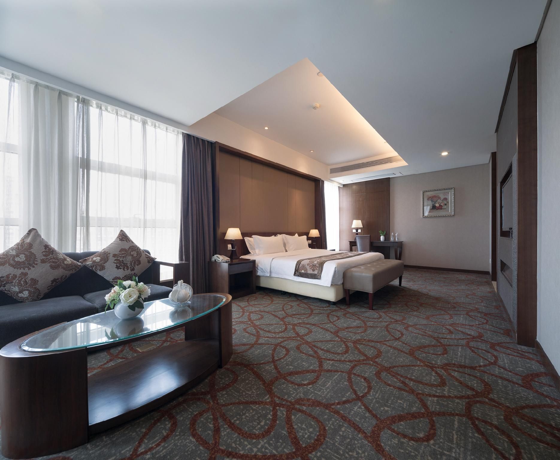 Executive Business Room - Non-Smoking