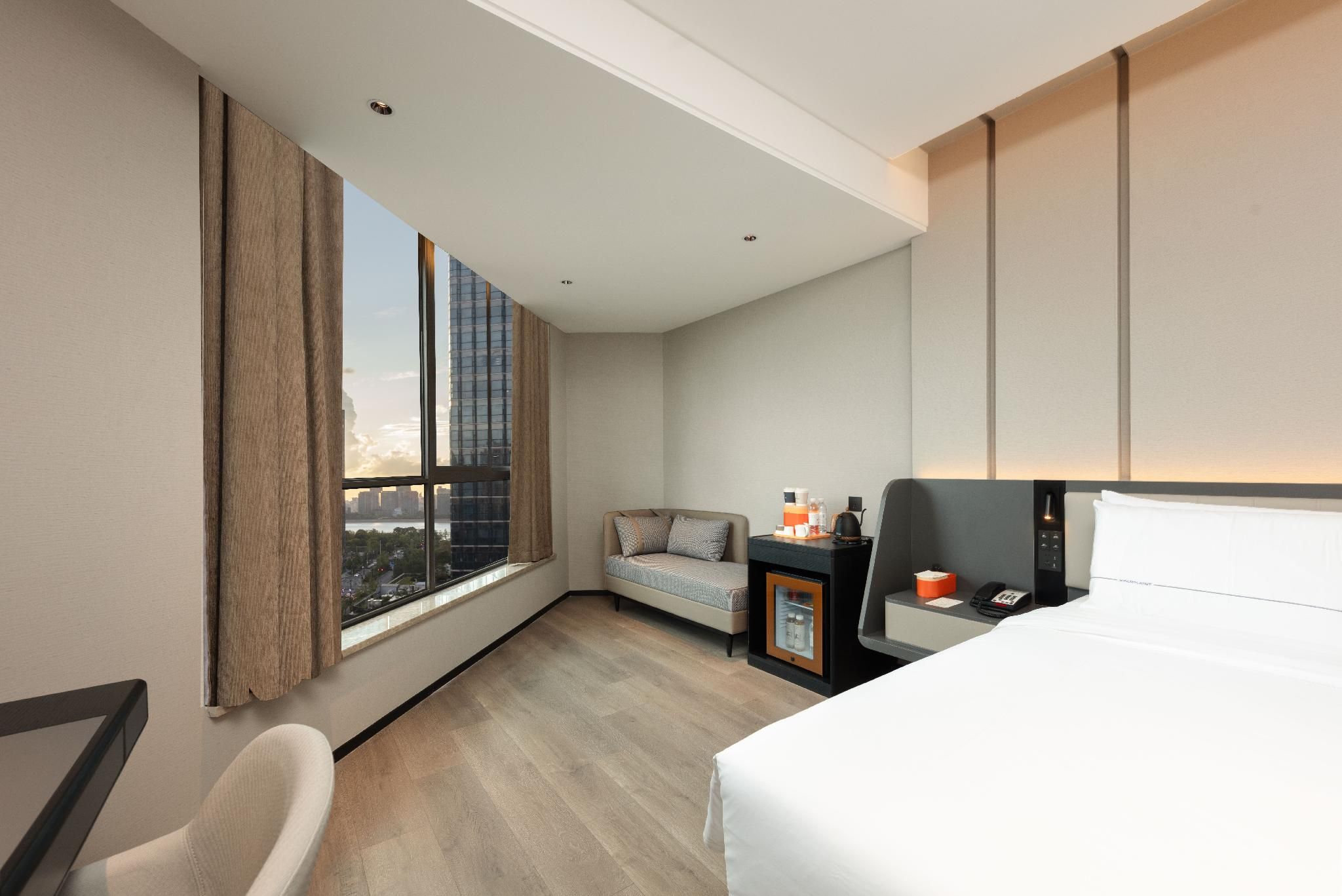 Executive room, Guest room, 1 Queen