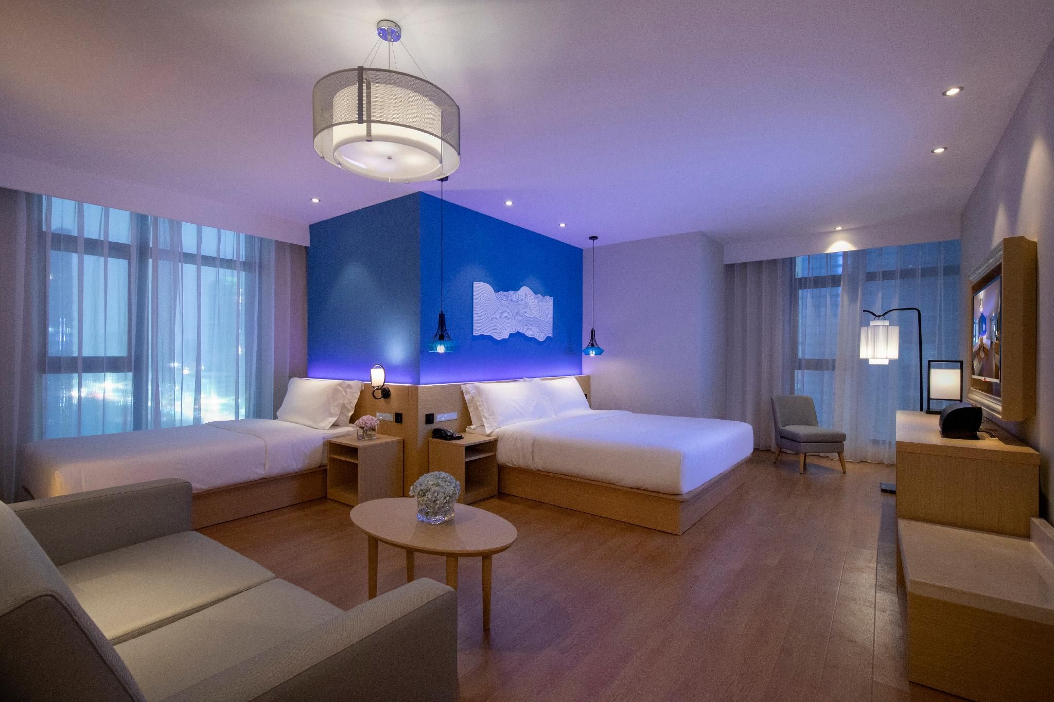 Huazhu - Deluxe Family Room