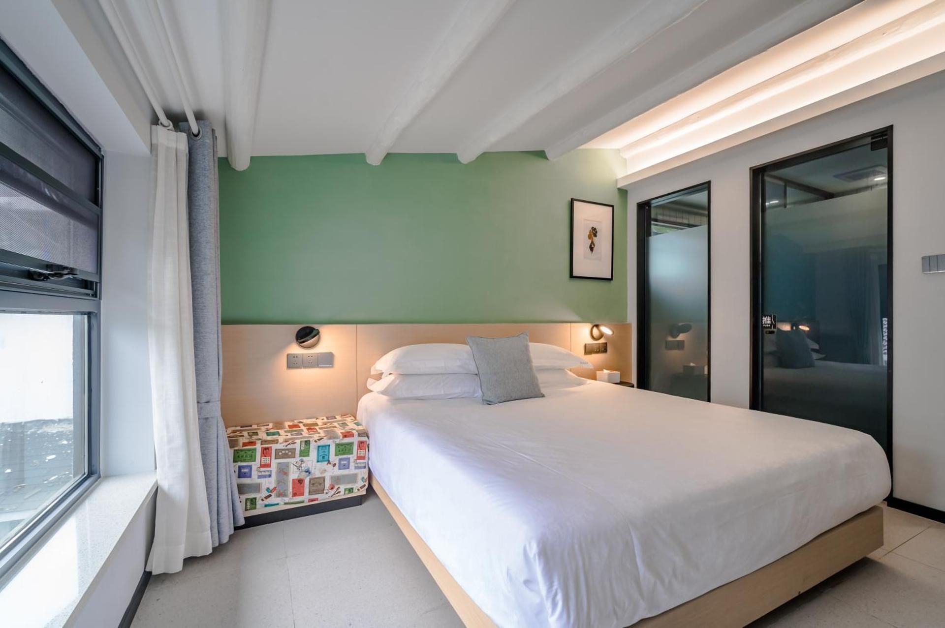 Double Room with Mountain View
