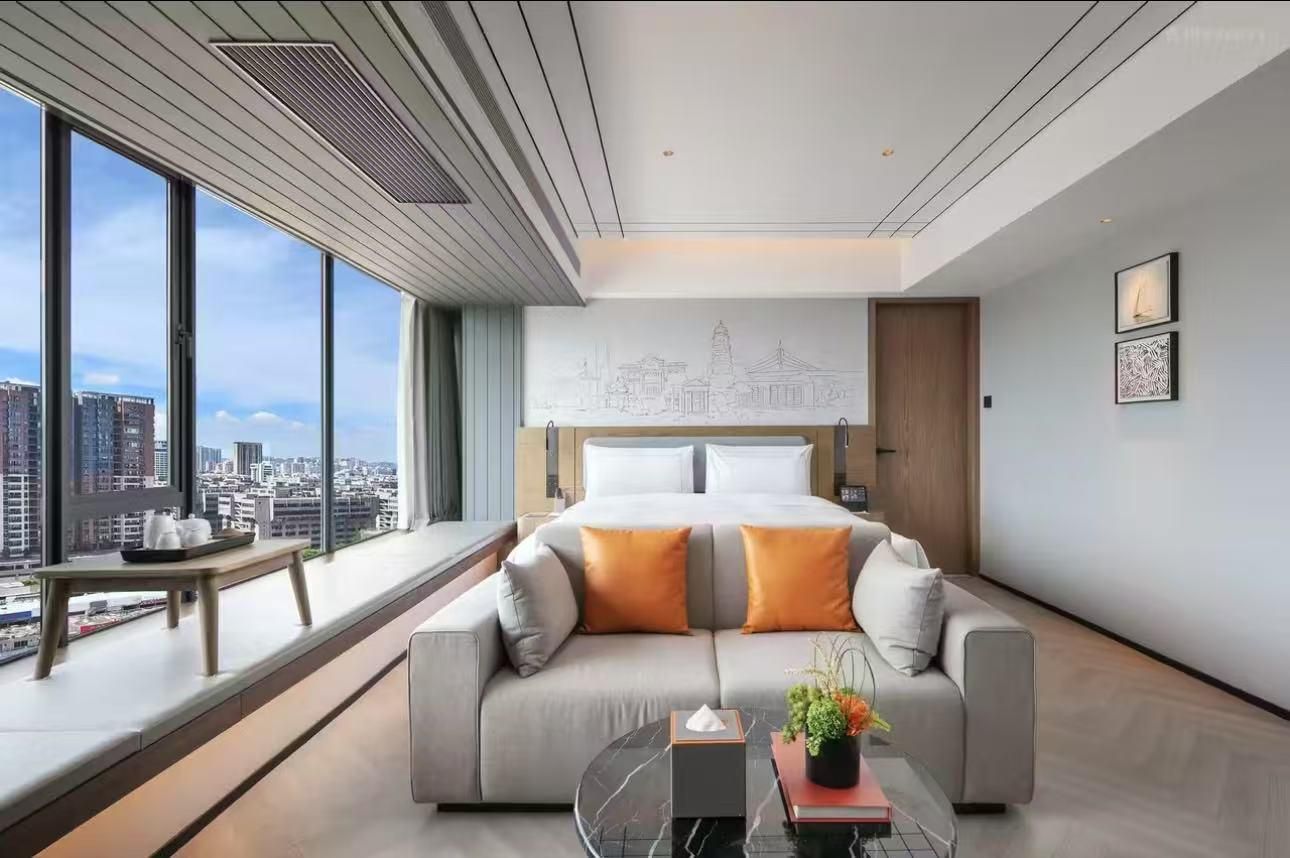 Deluxe 1 Bed City View