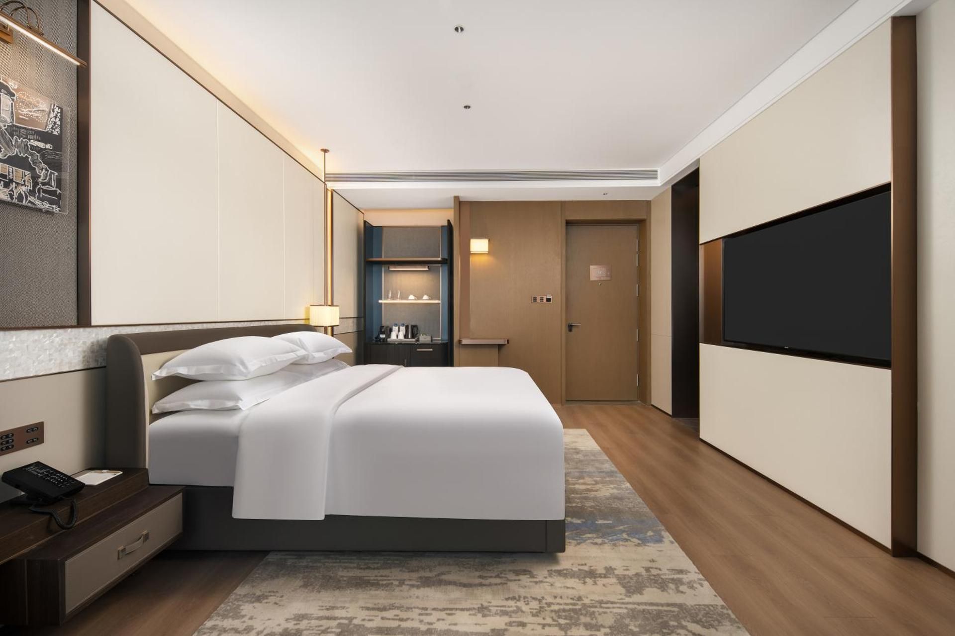 1 King Bed, Executive Room, Non-Smoking