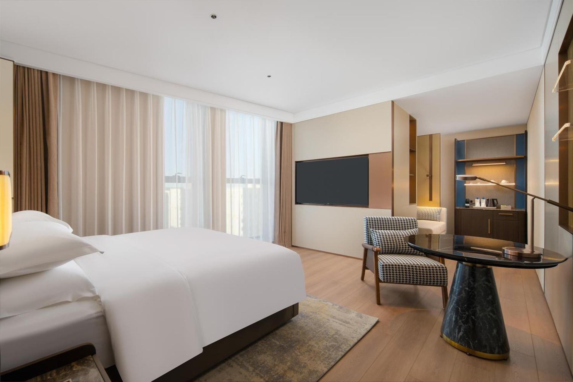 1 King Bed, Executive Room, Bathtub, Non-Smoking