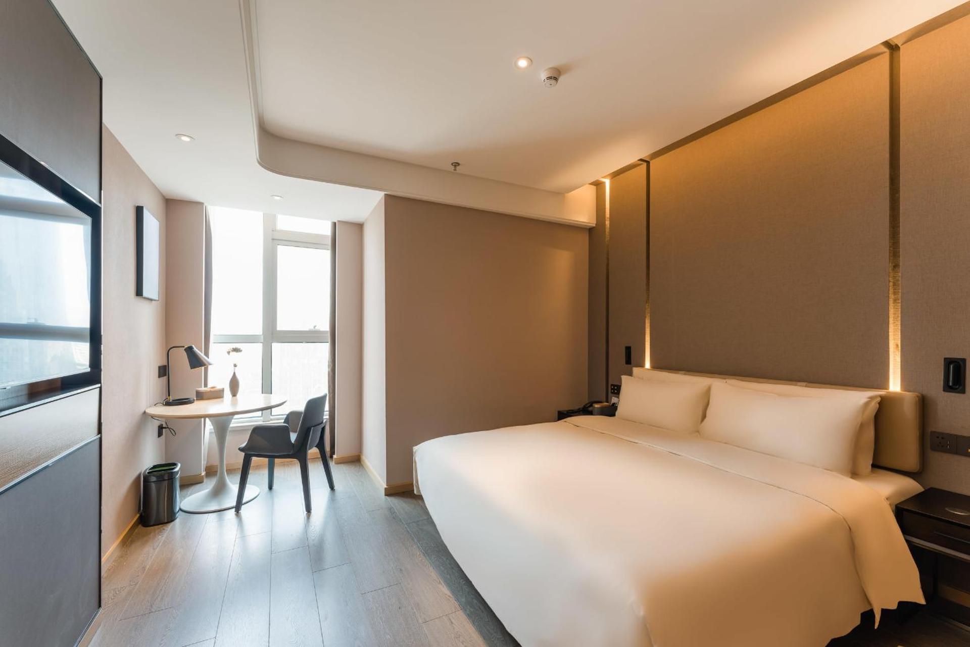 Superior Double Room with City View