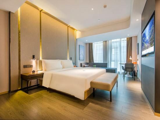 Executive room, Guest room, 1 Queen