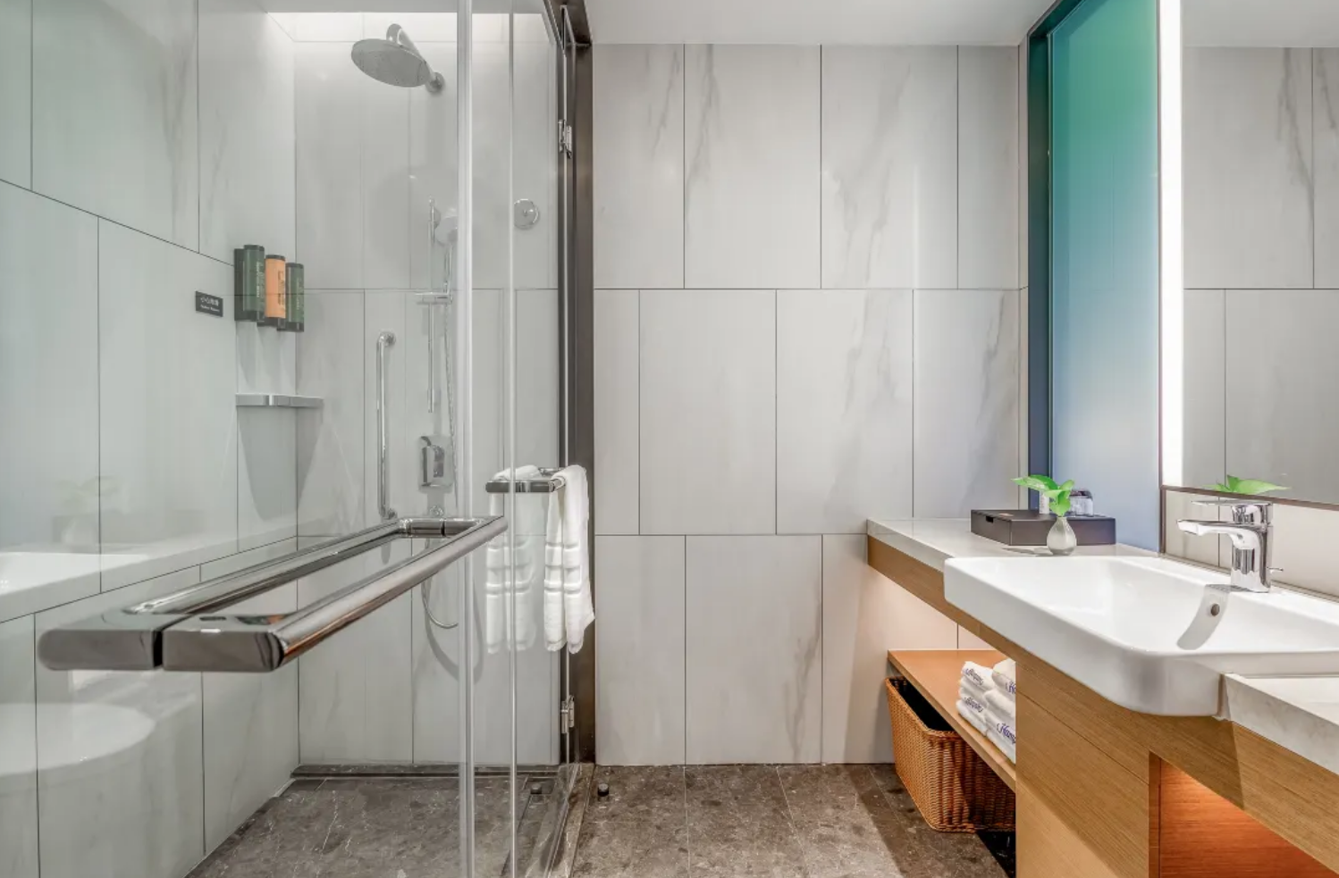 Hampton by Hilton Dongguan Central square