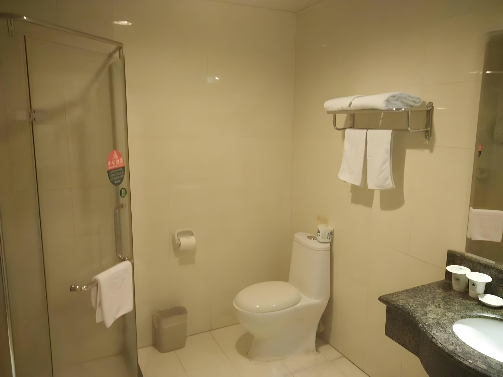 2 Bed Twin Superior Room