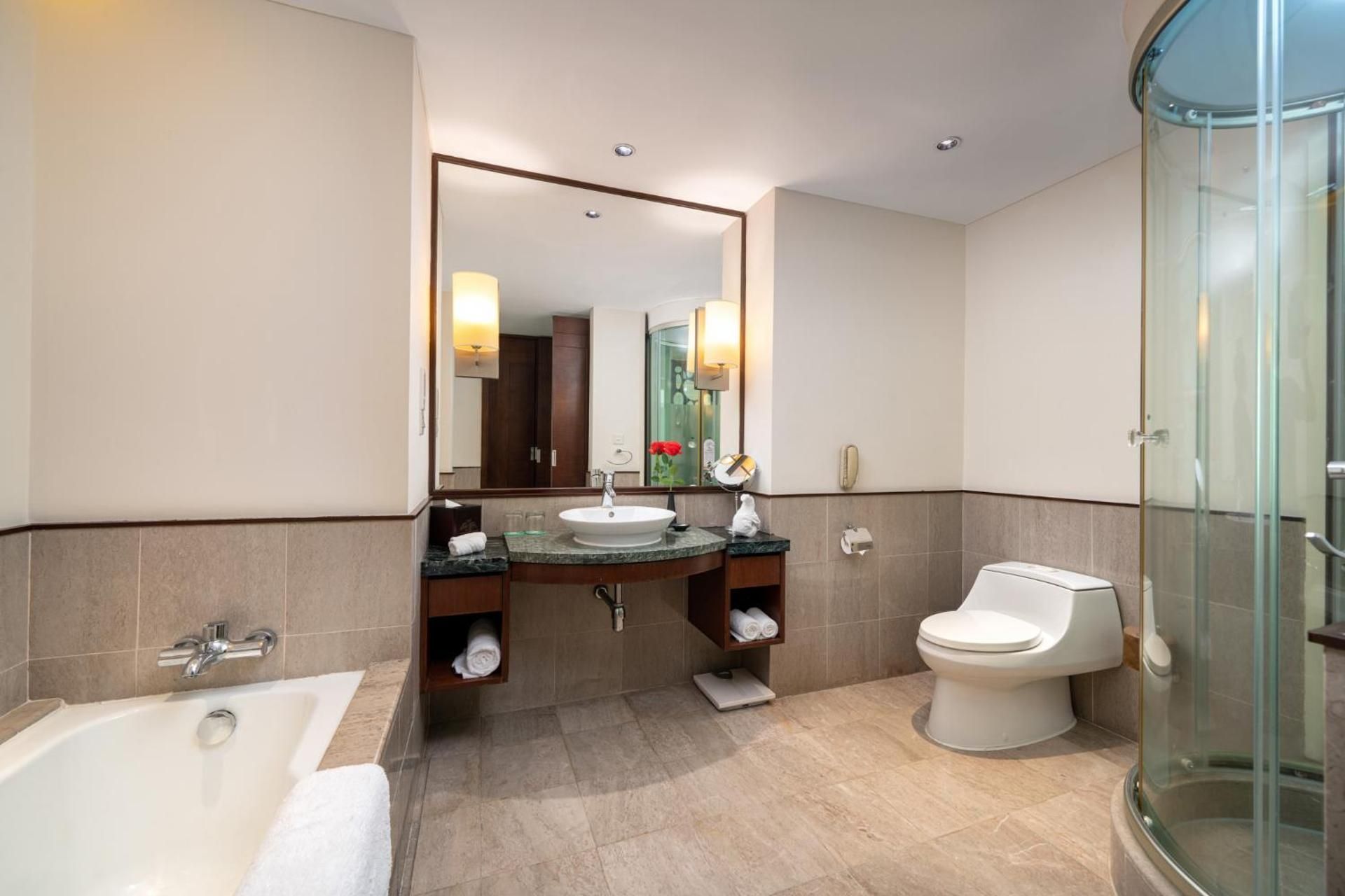 Deluxe Suite