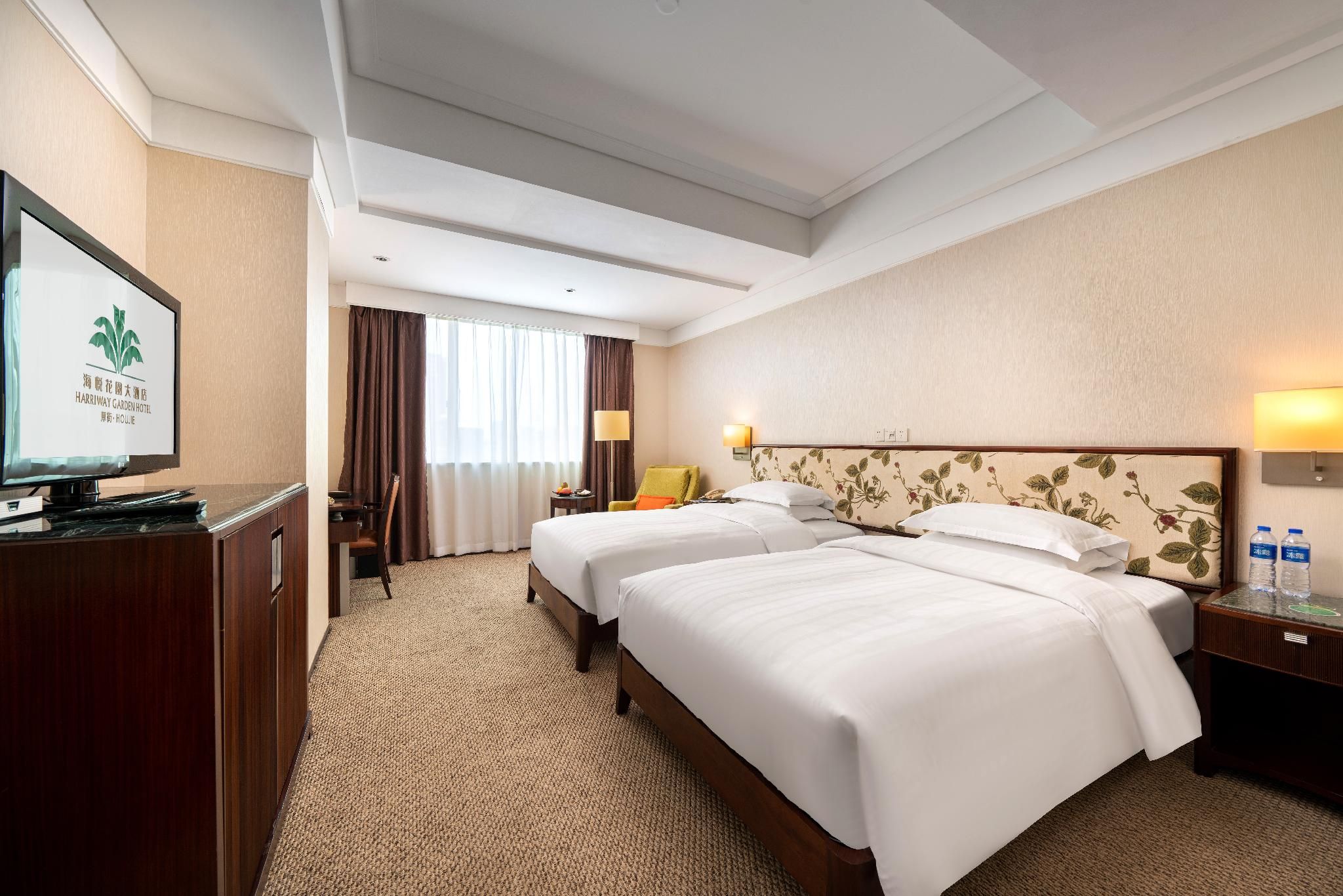 2 Bed Twin Superior Room