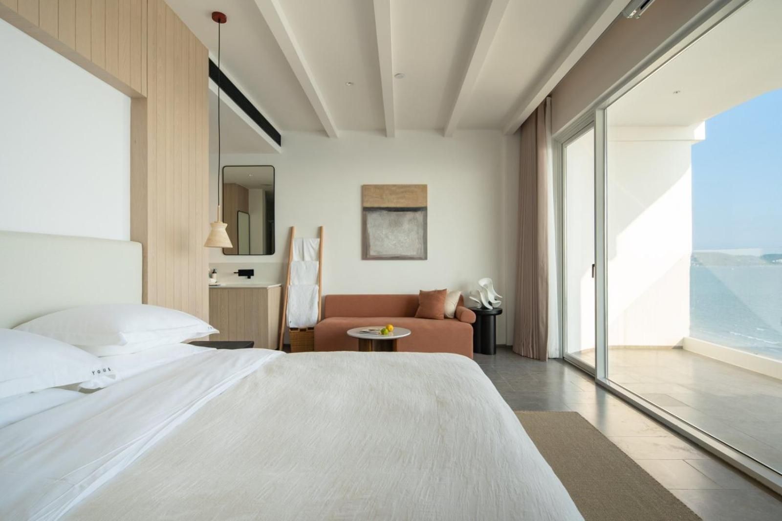 Deluxe Double Room with Balcony and Sea View