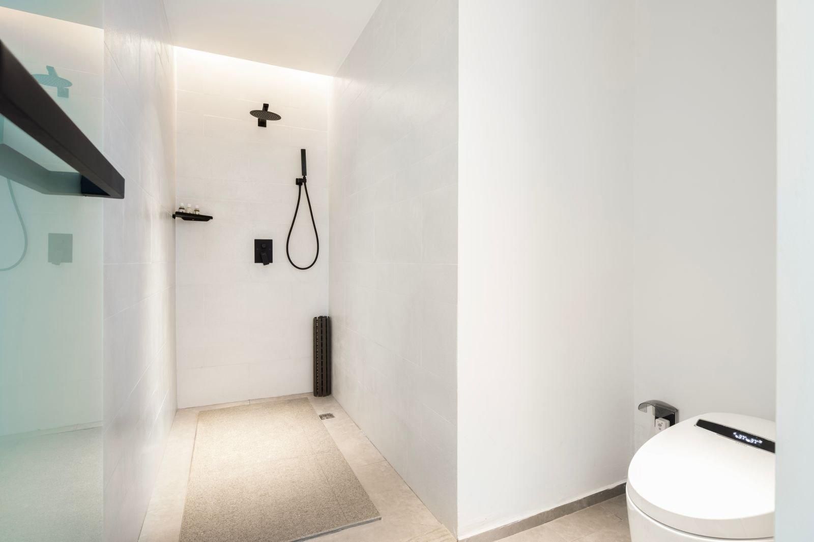 Cave Suite with Private Jetted Tub