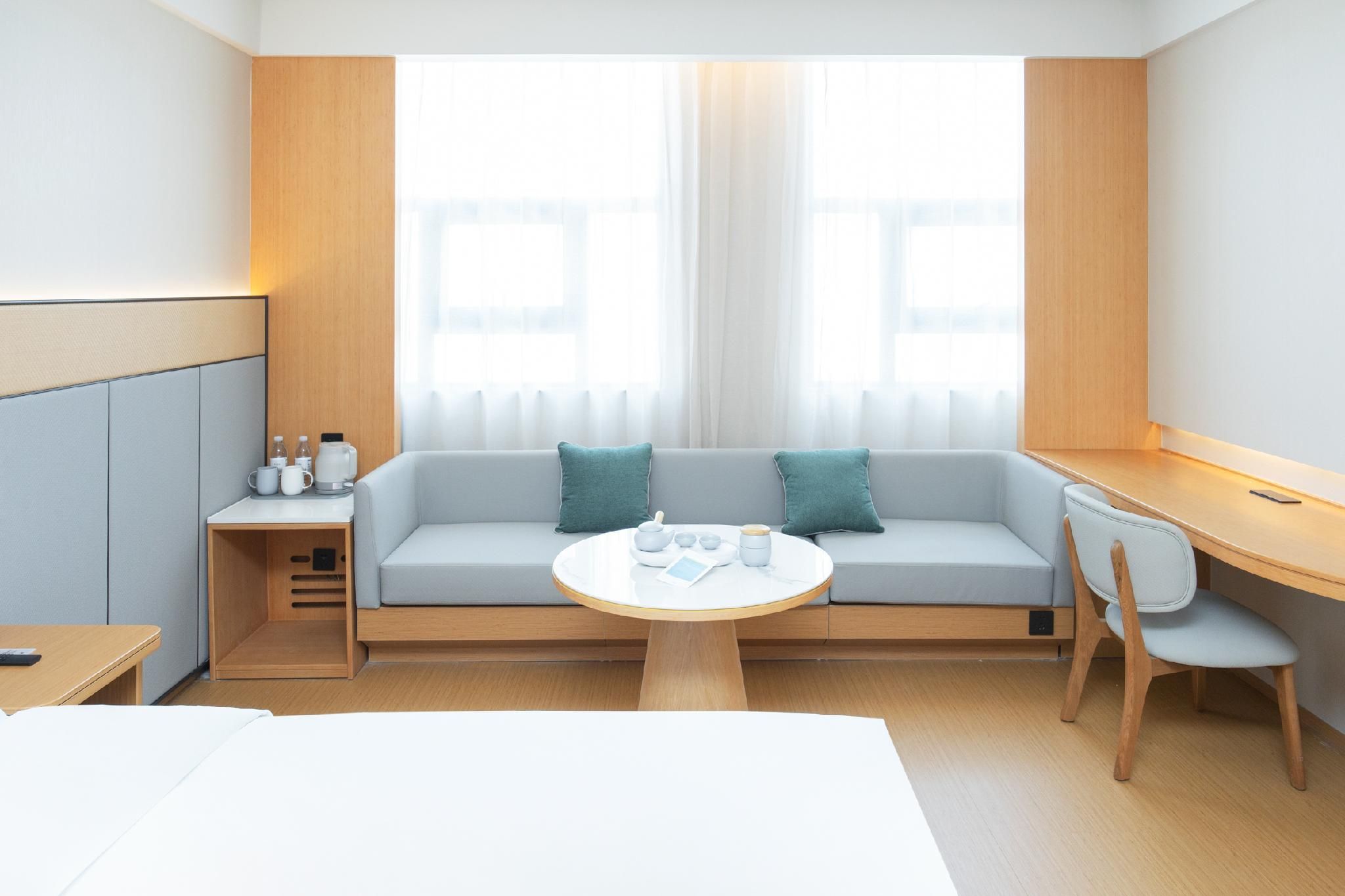 Huazhu - Business Bed Room