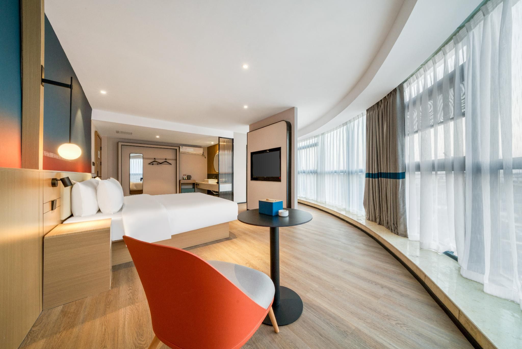 Business Queen Bed Room