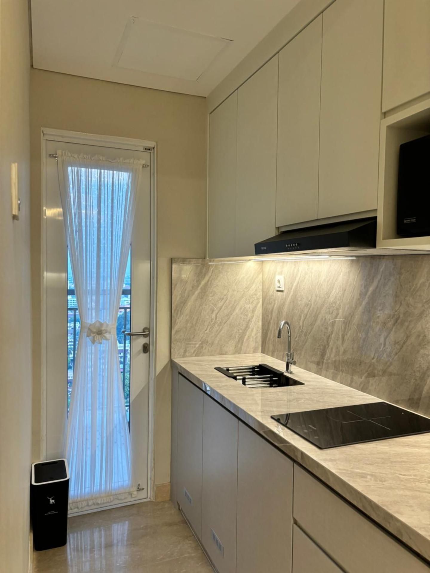 Two-Bedroom Apartment with City View