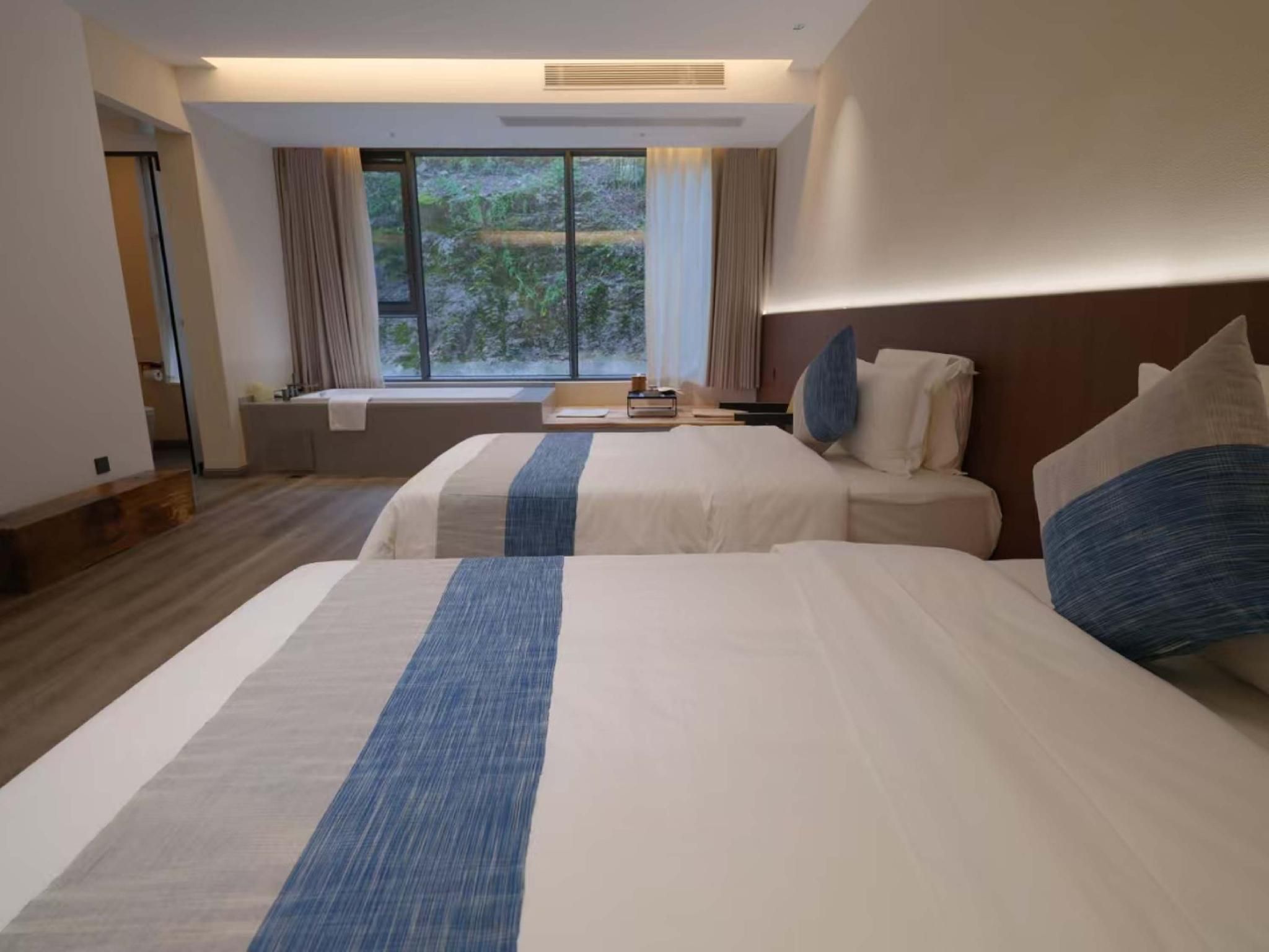 Landscape Twin Room