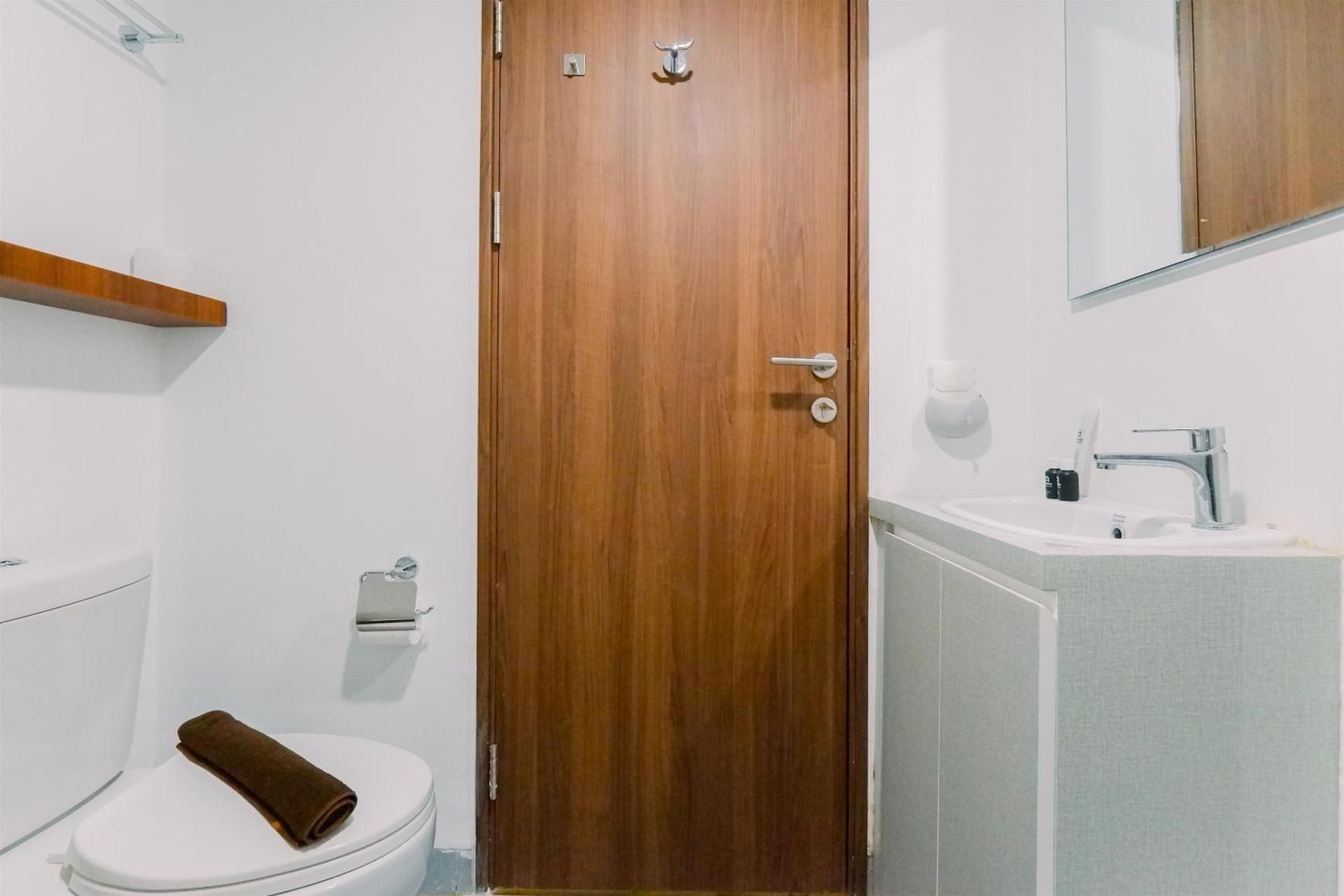 Studio Apartment