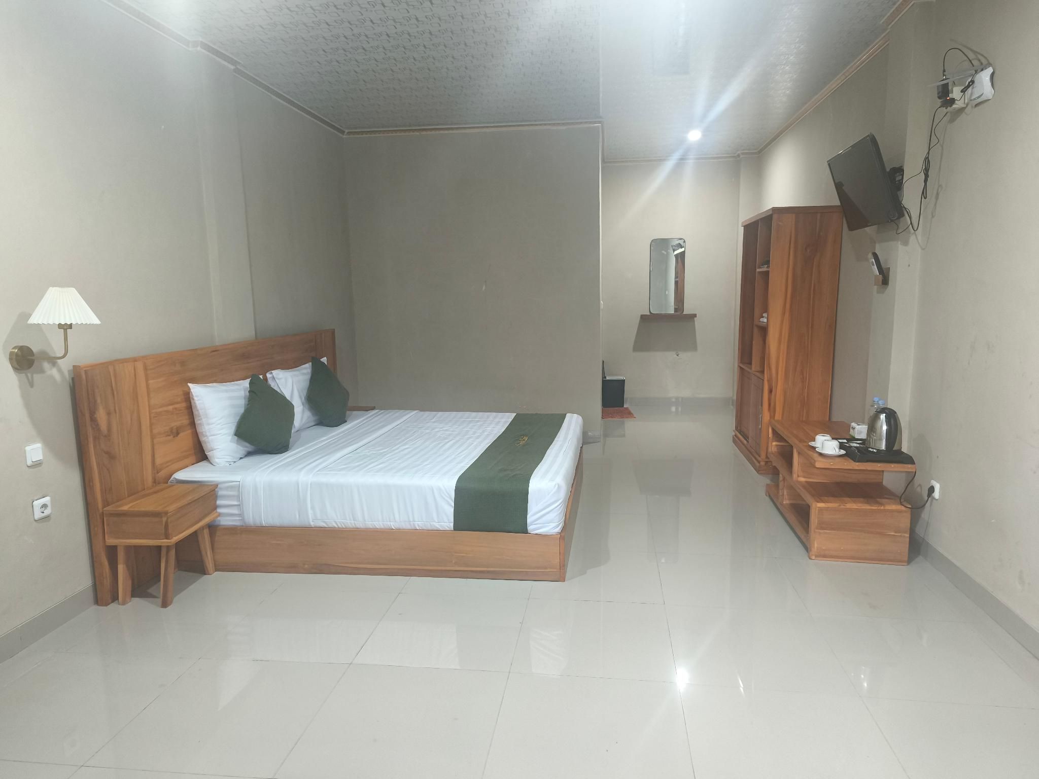 Standard: 1 Bed Queen