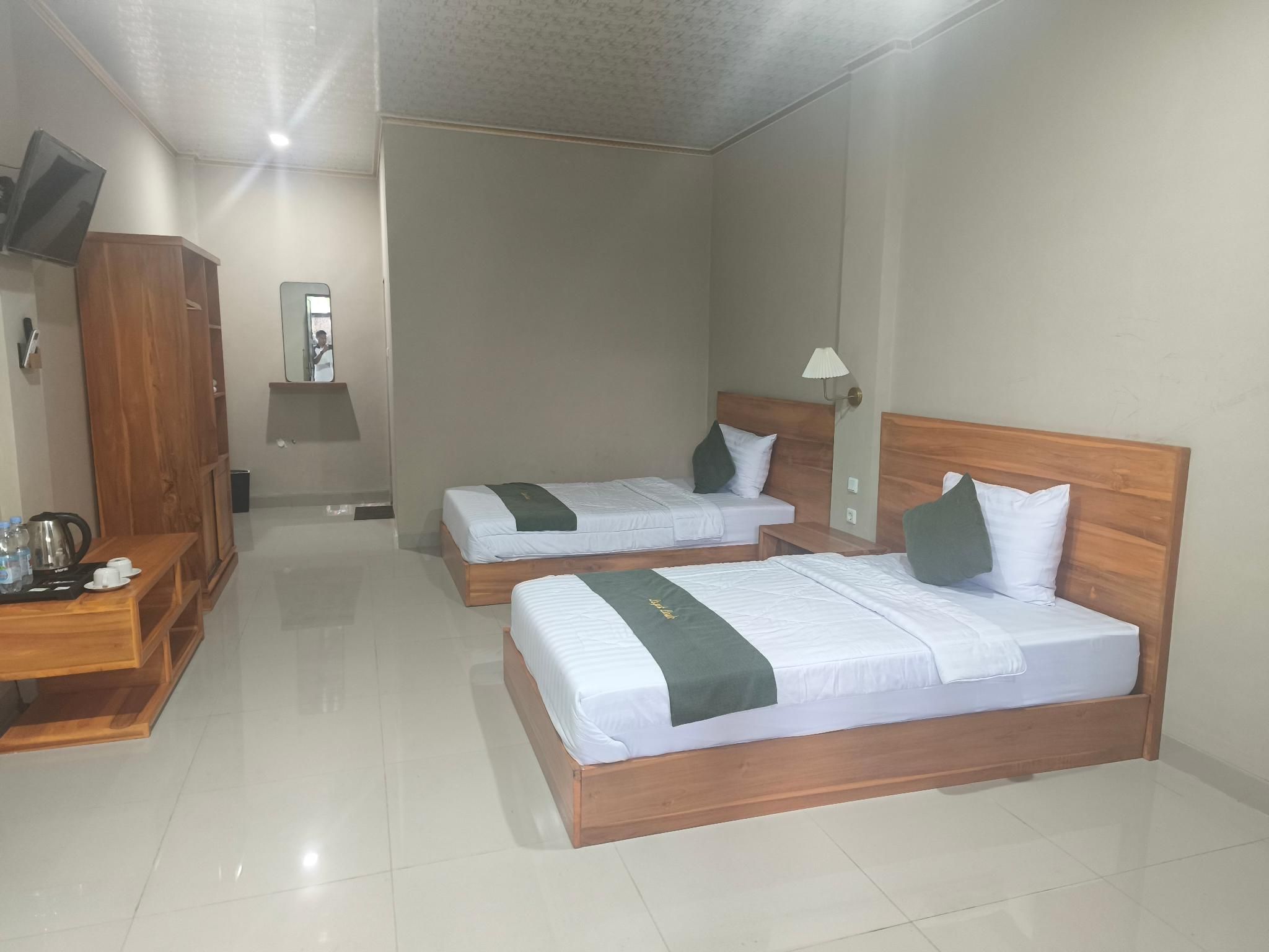 Standard: 2 Beds