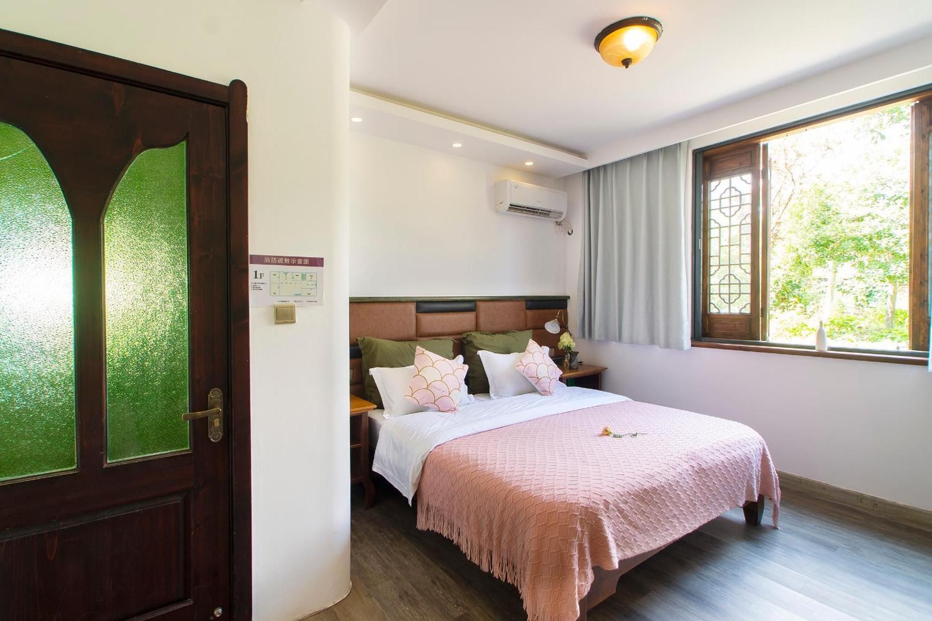 Dujuan Double Room
